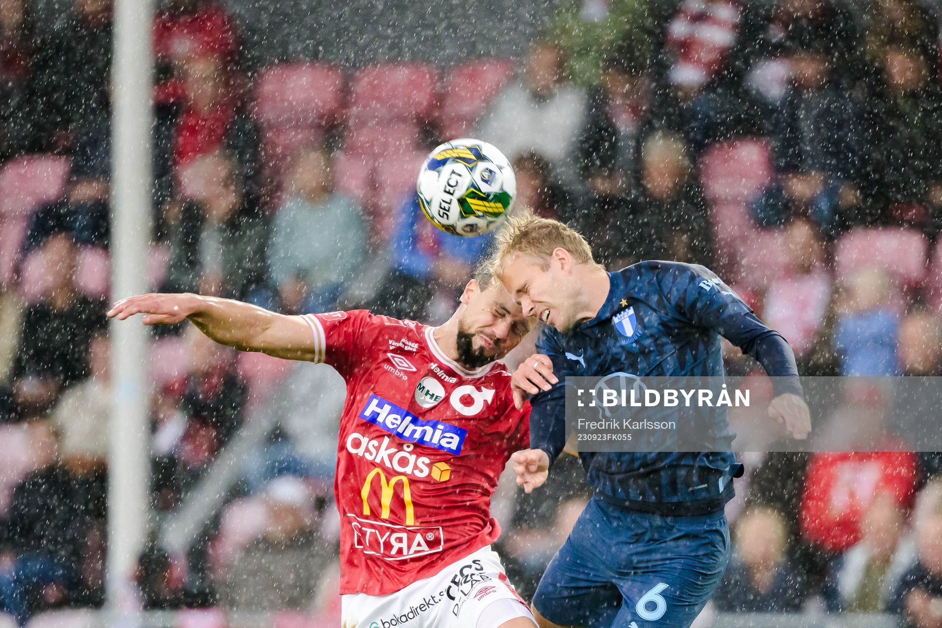 Degerfors Abdelkarim Mammar Chaouche och Malmö FFs Oscar