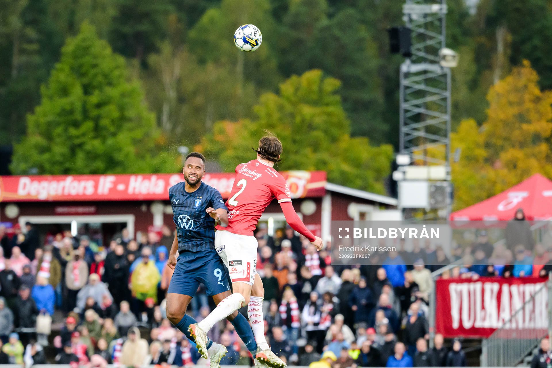 Malmö FFs Isaac Kiese Thelin och Degerfors Gustav Granath