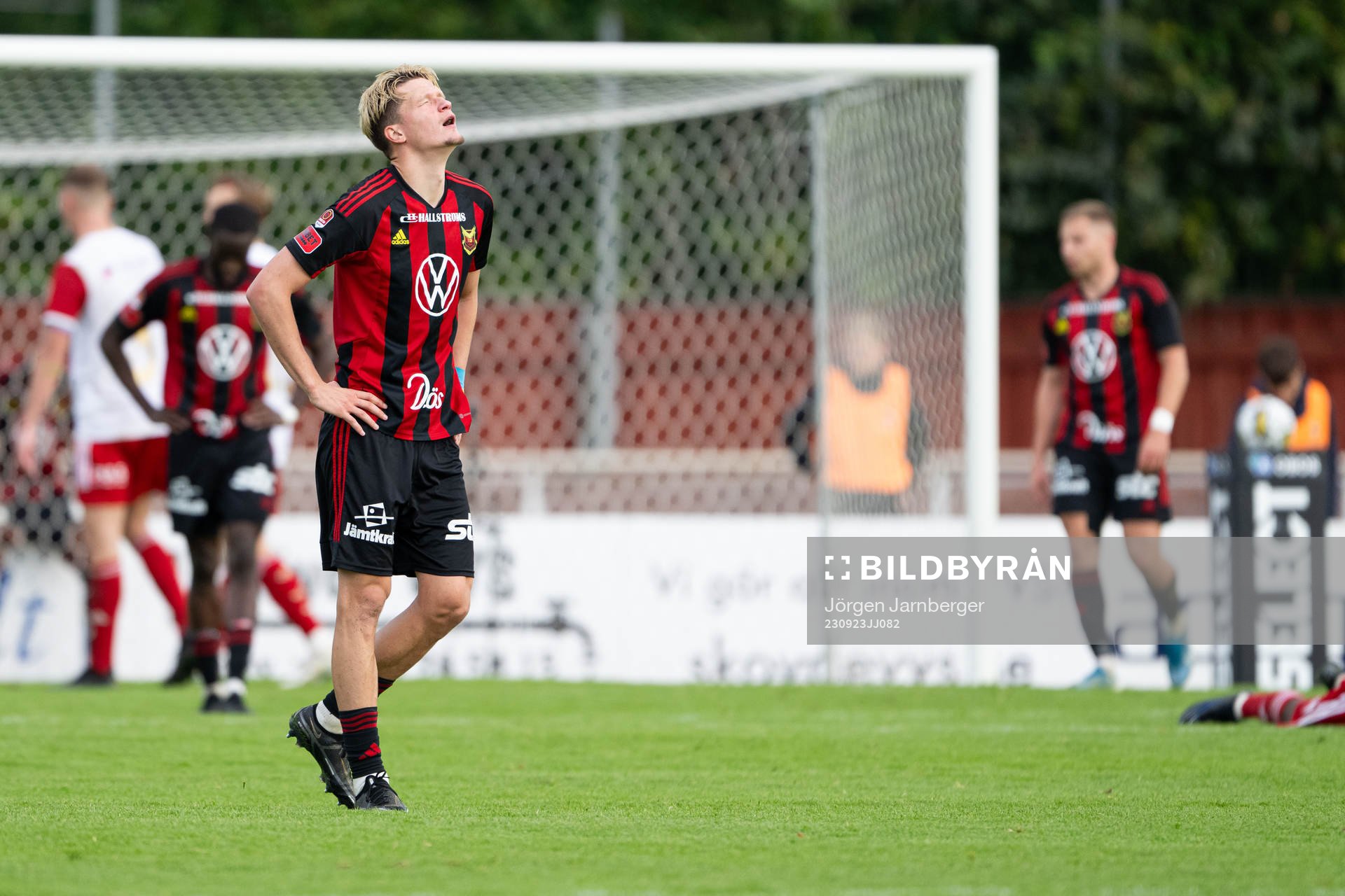 Östersunds Myroslav Mazur deppar