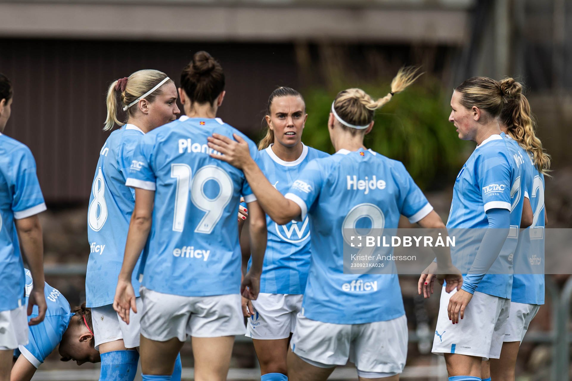 Malmö FFs Anna Plantin jublar med lagkamrater