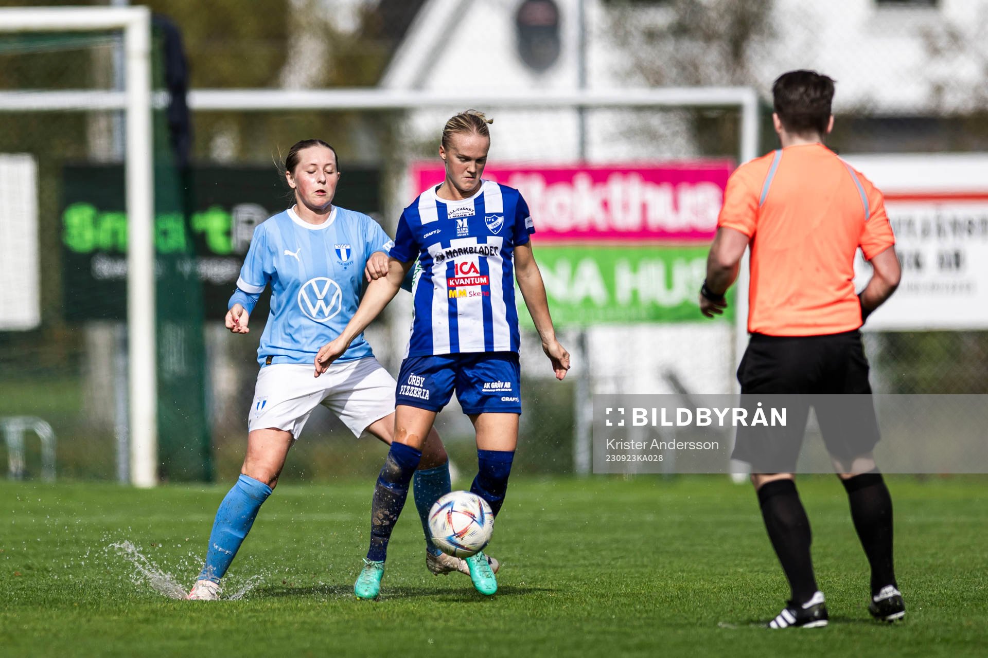 Malmö FFs Petronella Winblad och Örbys Josefin Johansson