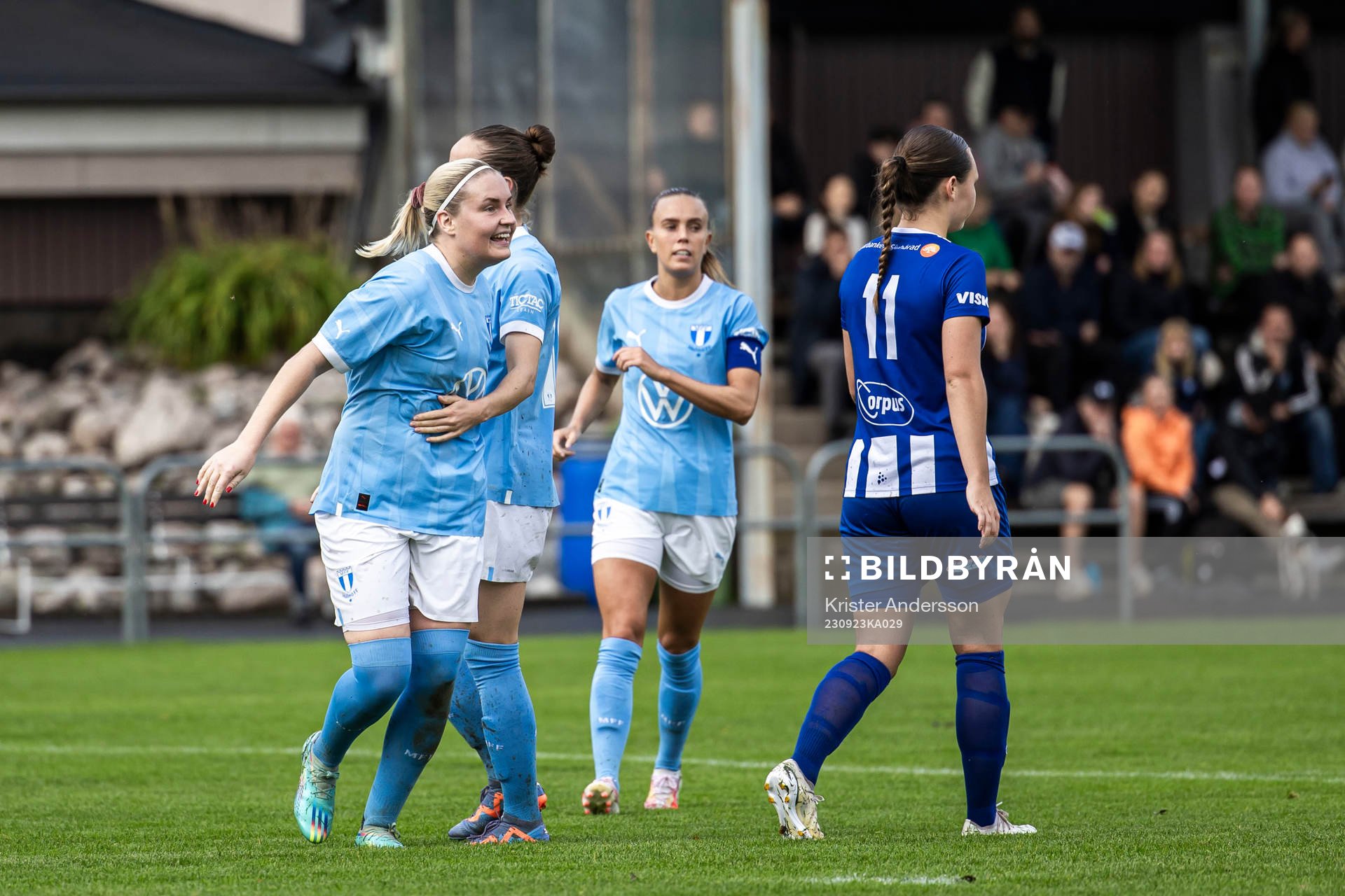 Malmö FFs Rebecka Holm jublar
