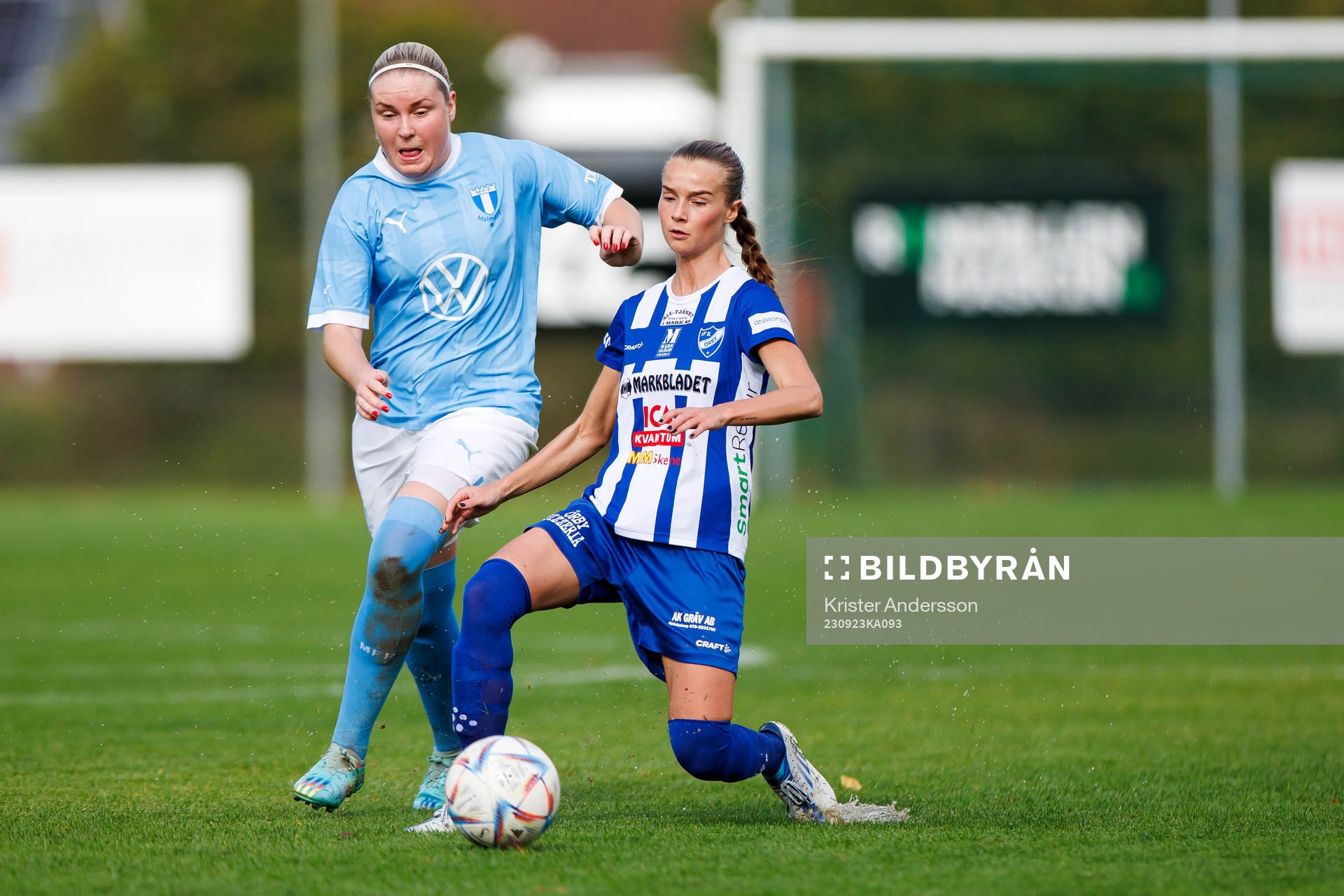 Malmö FFs Rebecka Holm och Örbys Annika Jonsson
