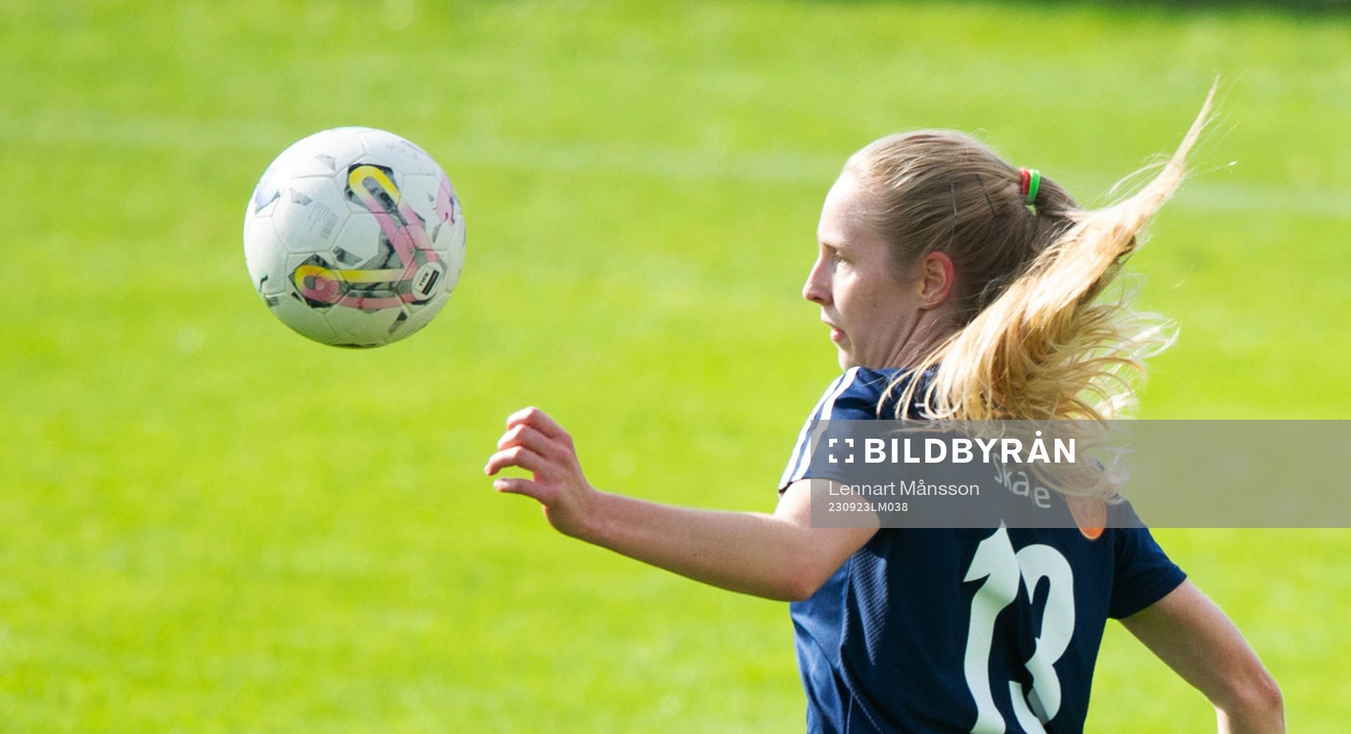 FC Hessleholms Viktoria Månsson i matchen i division 3