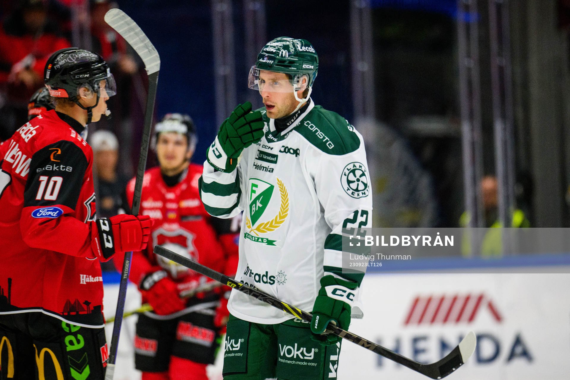Färjestads Per Åslund deppar