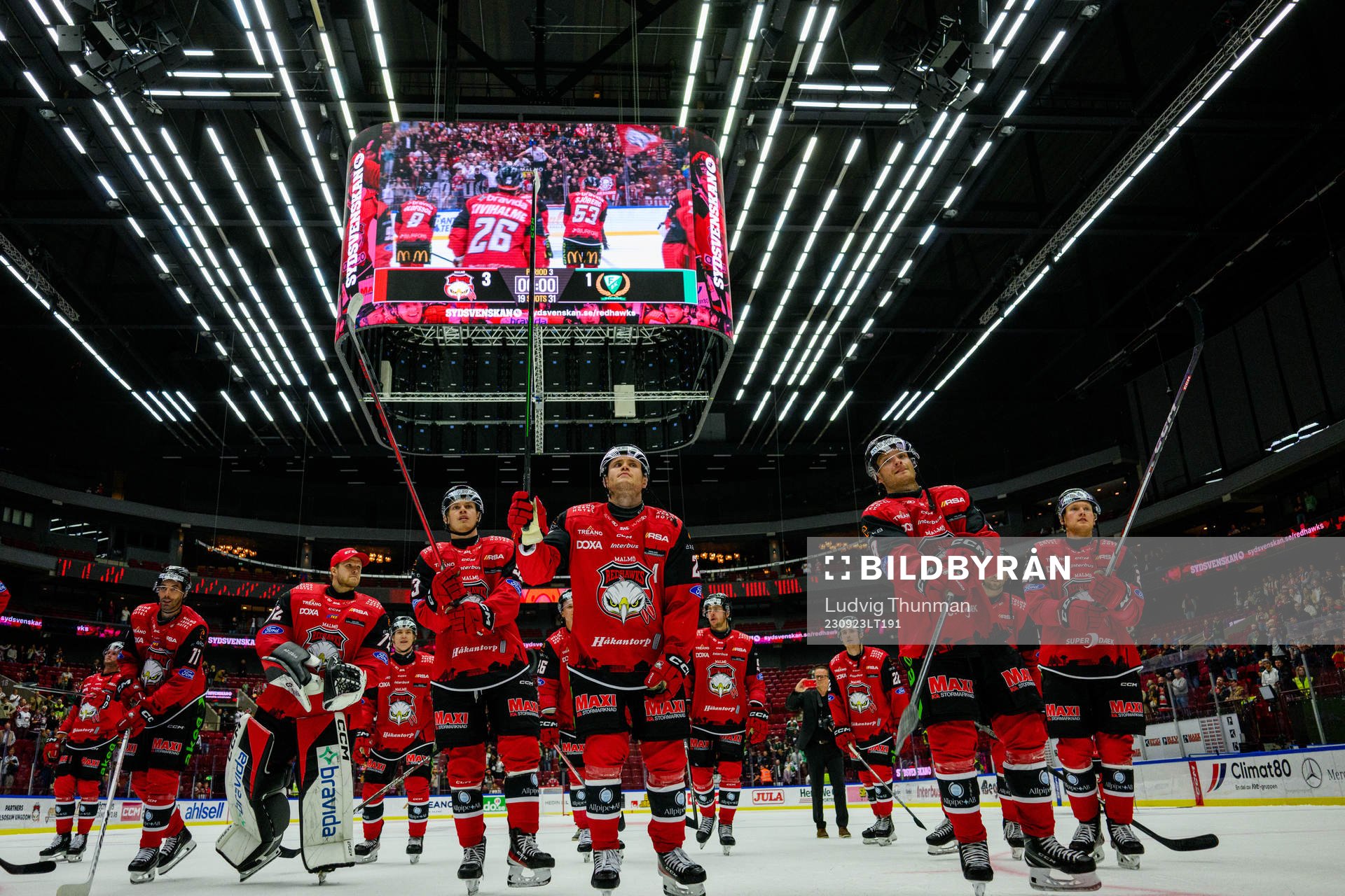 Malmö Redhawks spelare tackar publiken