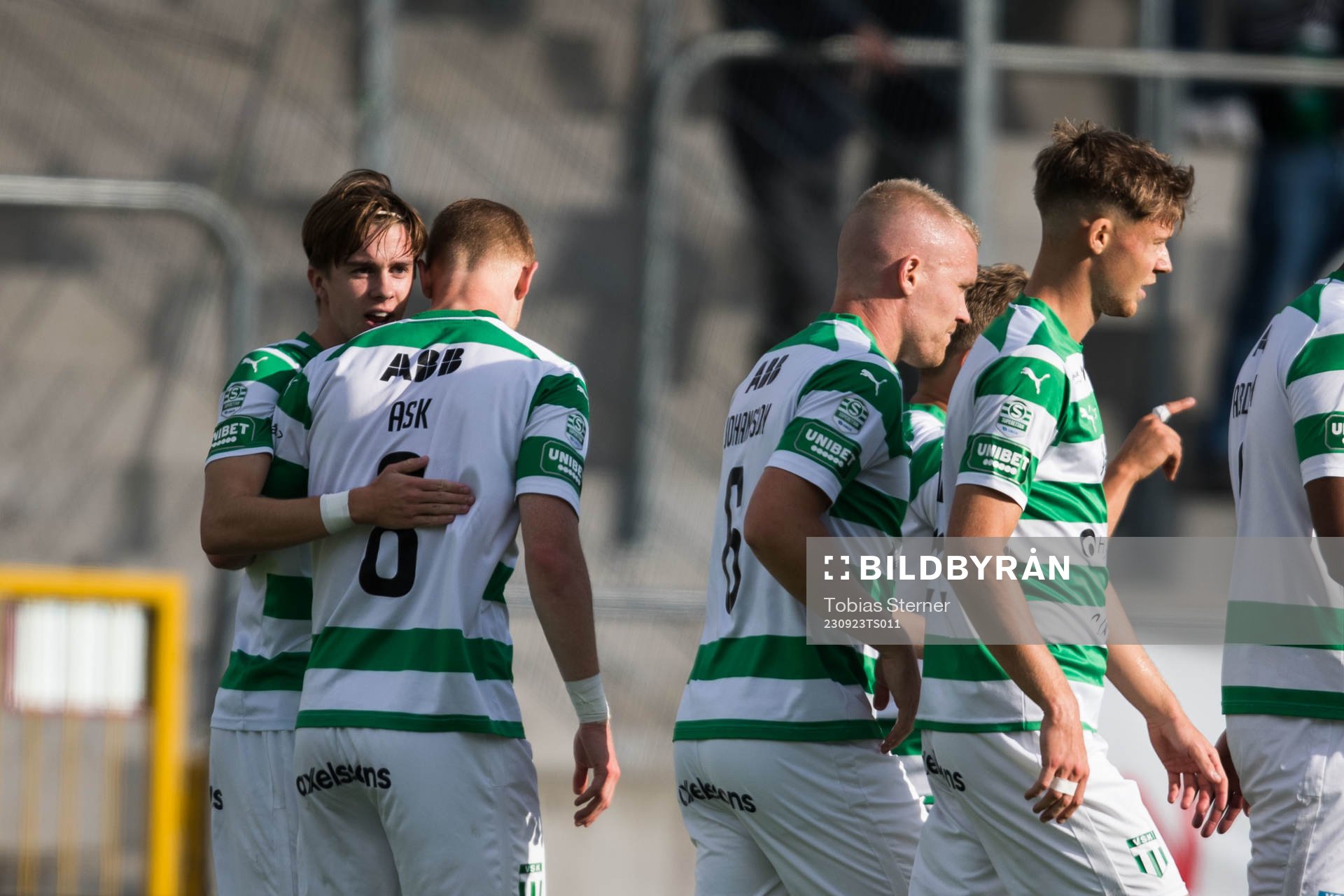 Västerås SKs Max Larsson jublar