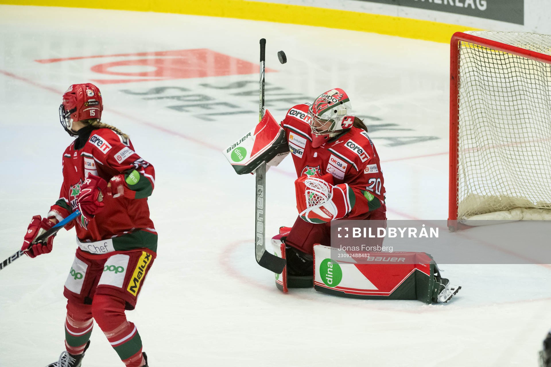 Modos målvakt Andrea Brändli