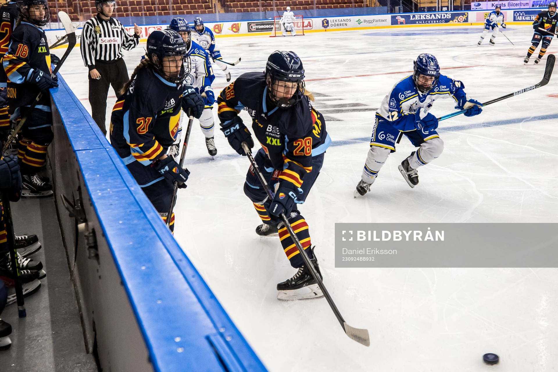 Djurgårdens Linn Mattsson och Leksands Autumn Macdougall