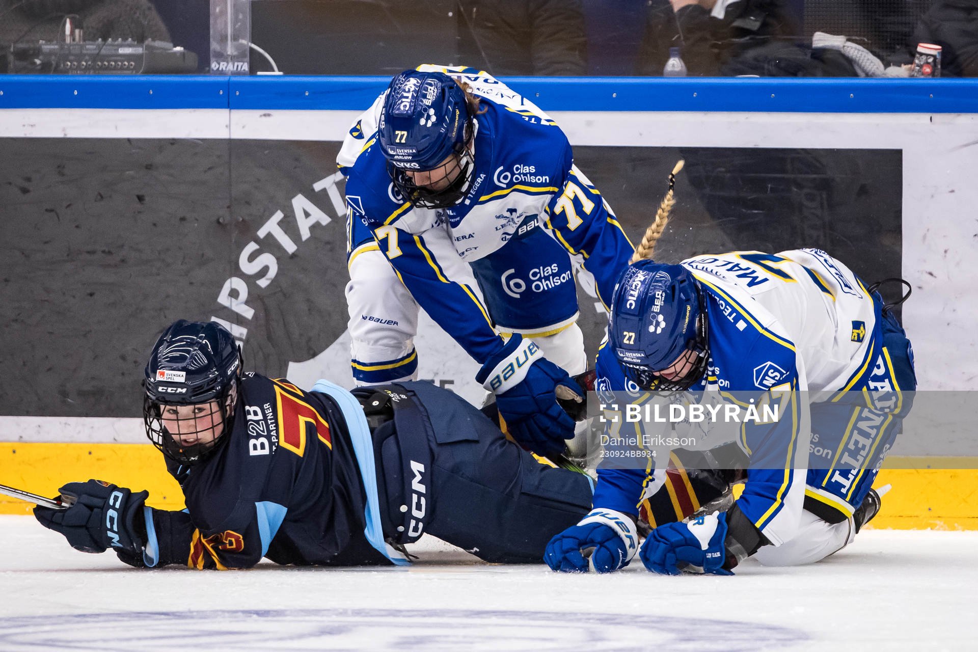 Djurgårdens Hana Haasova och Leksands Tereza Radova och