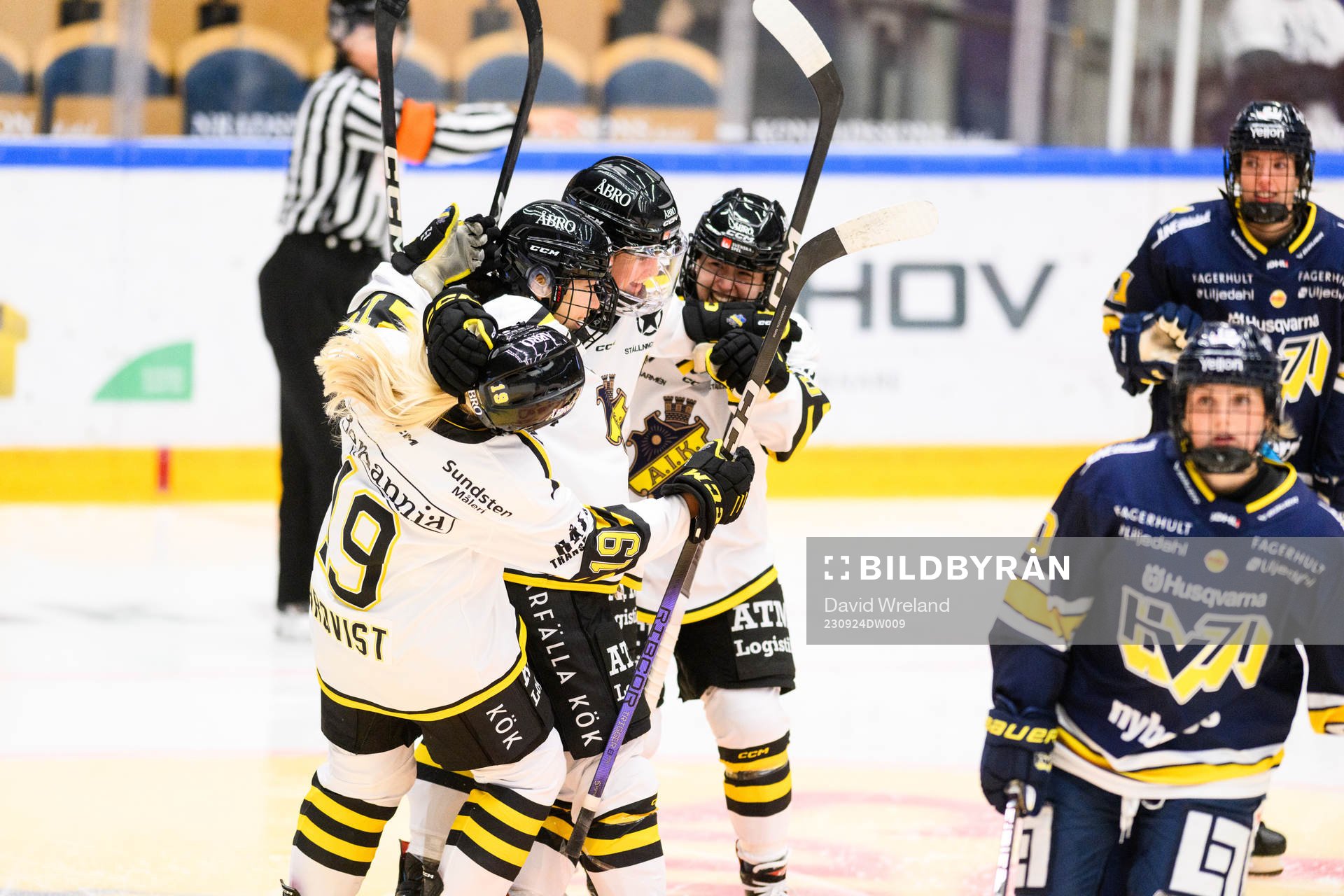 AIKs spelare jublar