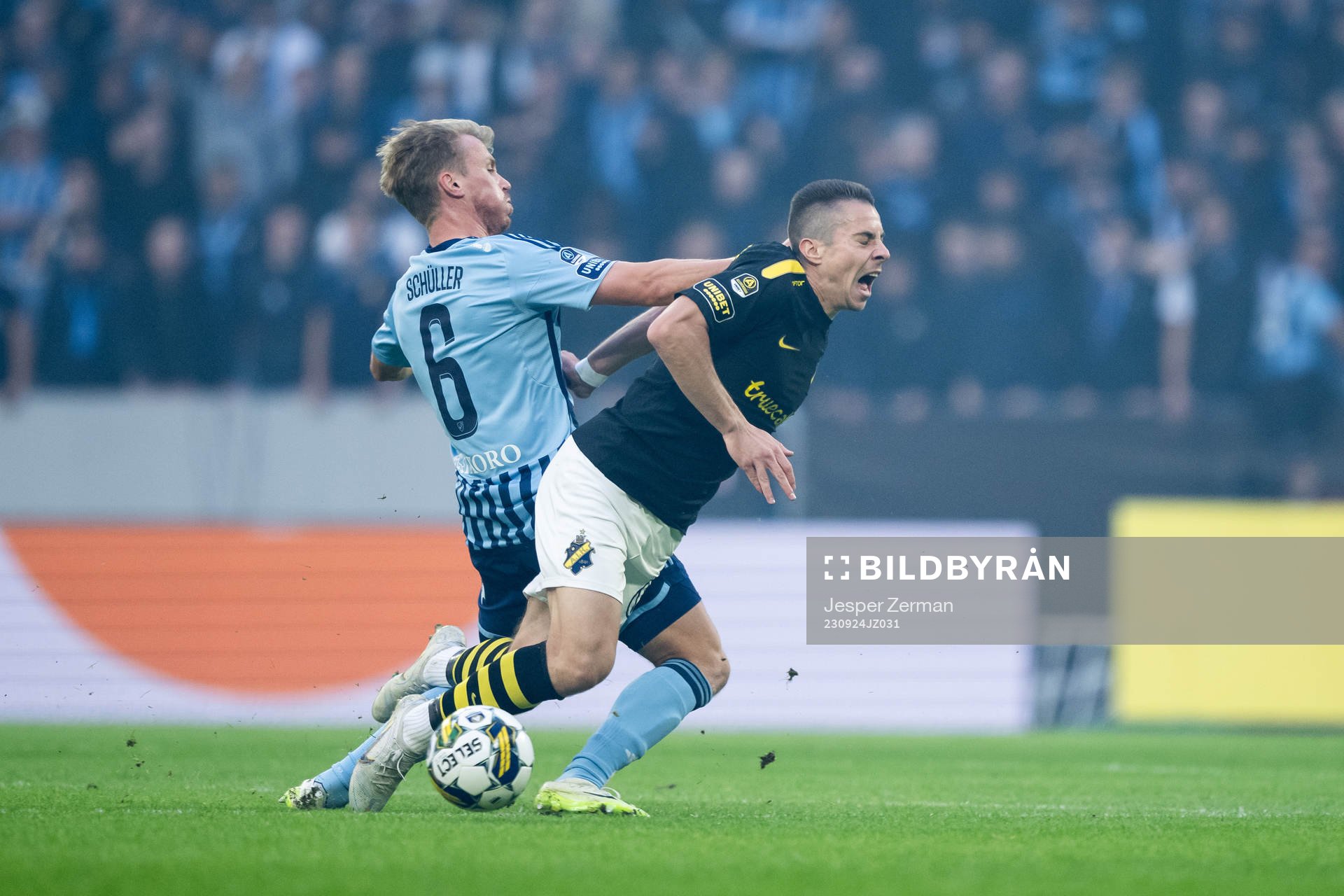 Djurgårdens Rasmus Schuller och AIKs Dino Besirovic