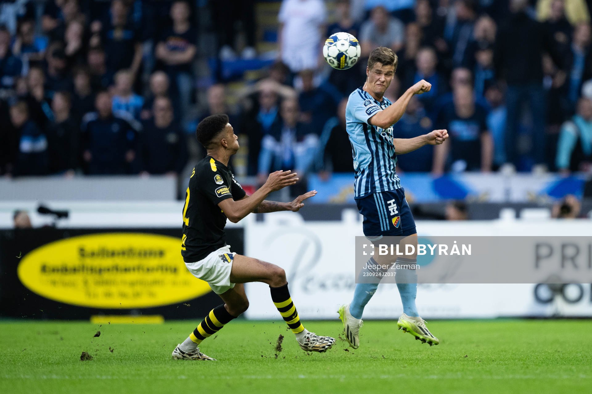 AIKs Rui Modesto och Djurgårdens Samuel Dahl