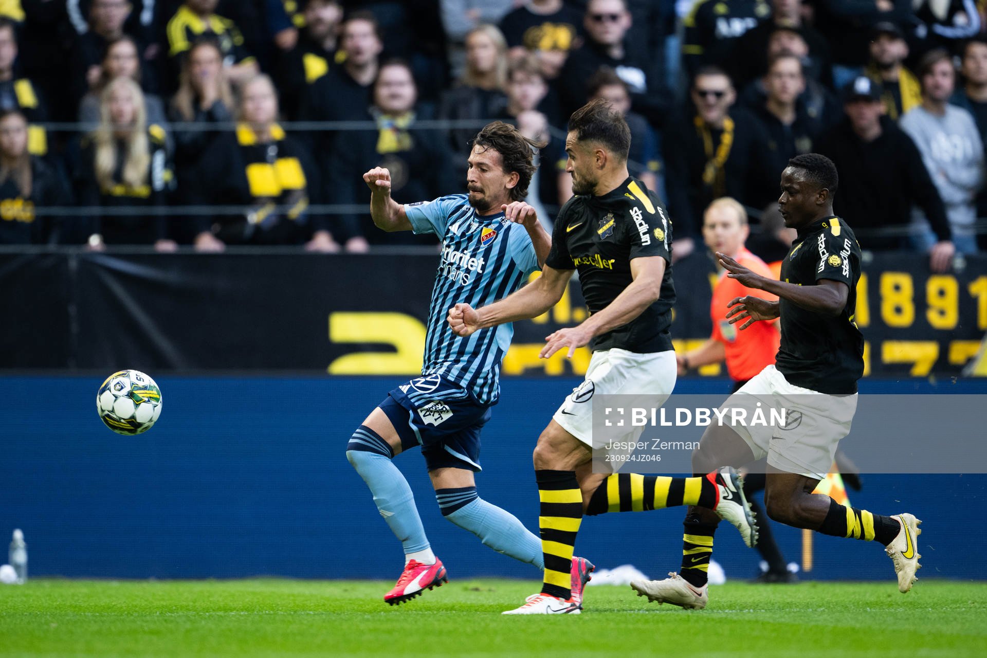 Djurgårdens Gustav Wikheim mot AIKs Sotirios