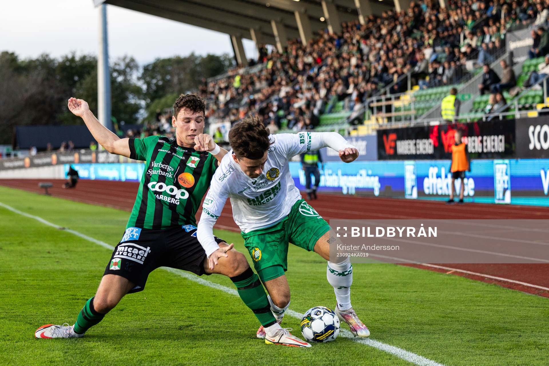 Varbergs Mads Borchers och Hammarbys Marc Llinares Barragan