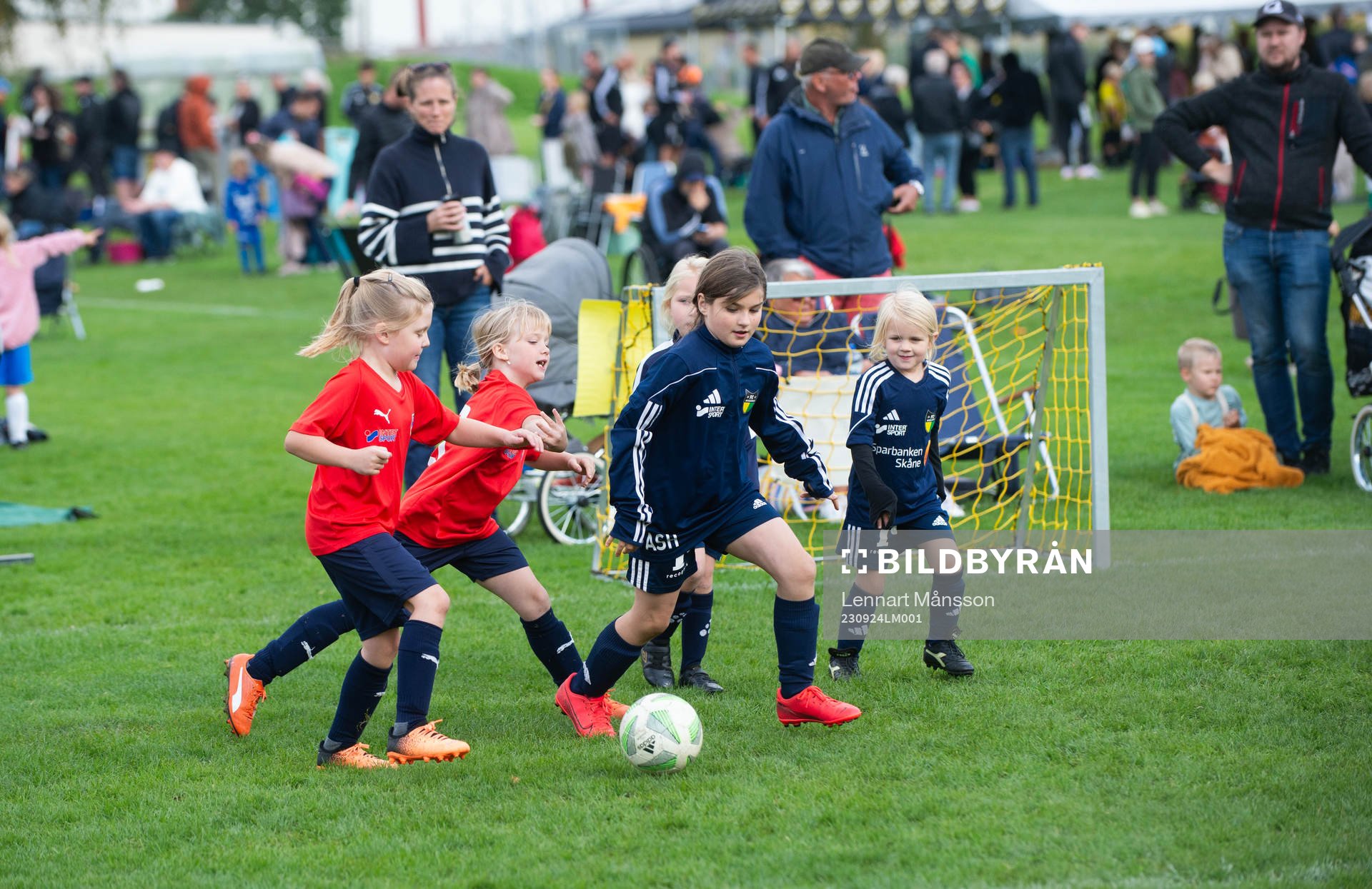 FC Hessleholm flickor i  ungdomsturneringen Cup Syd för flickor födda 2015 och 2016 i Hässleholm 24 september 2023.
