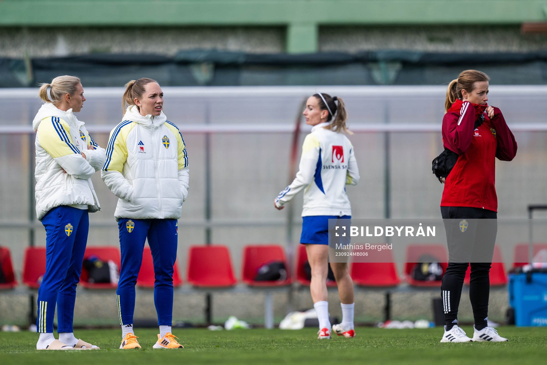 Jonna Andersson, Elin Rubensson, Kosovare Asllani and