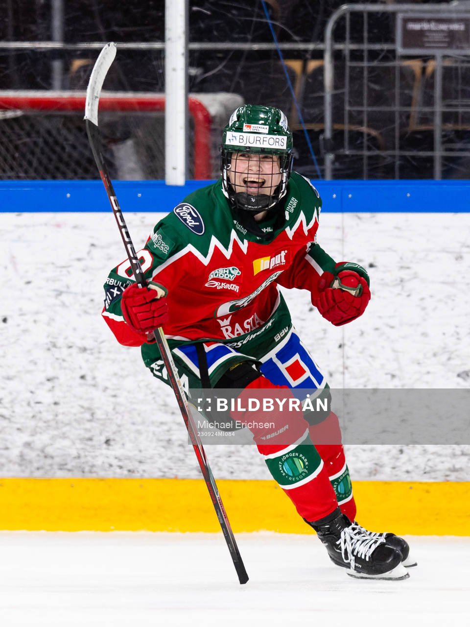 Frölundas Emilia Vesa jublar
