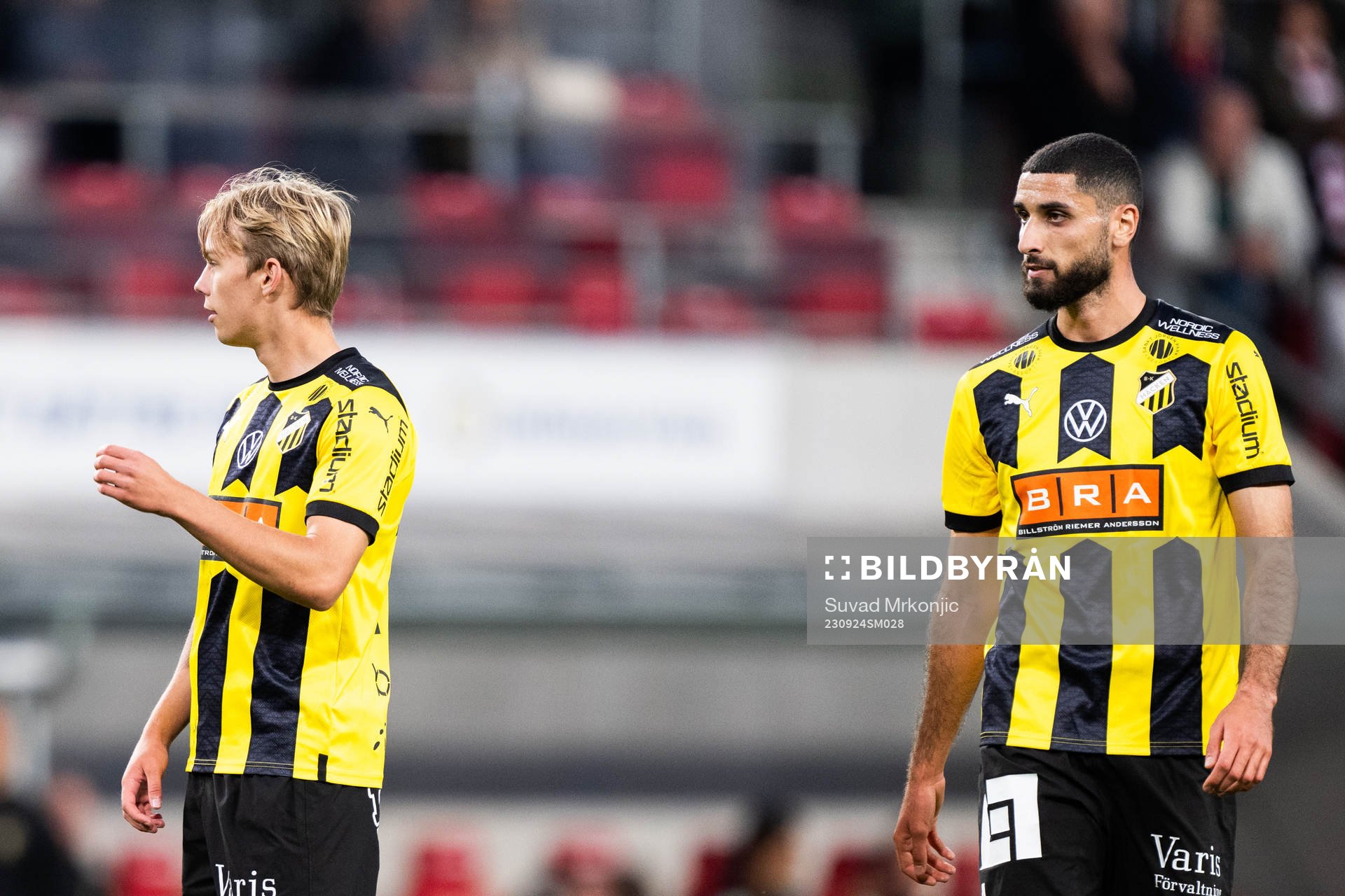 Häckens Pontus Dahbo och Aiham Ousou deppar