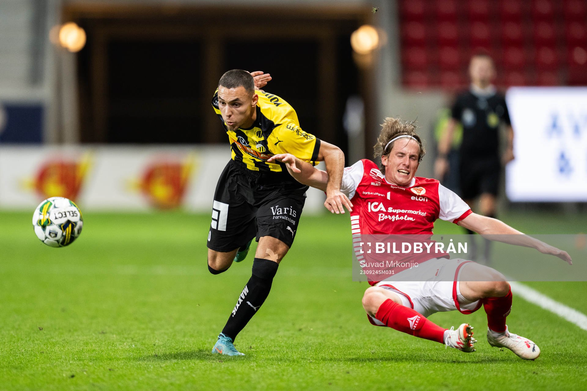 Häckens Ali Youssef och Kalmars Johan Karlsson
