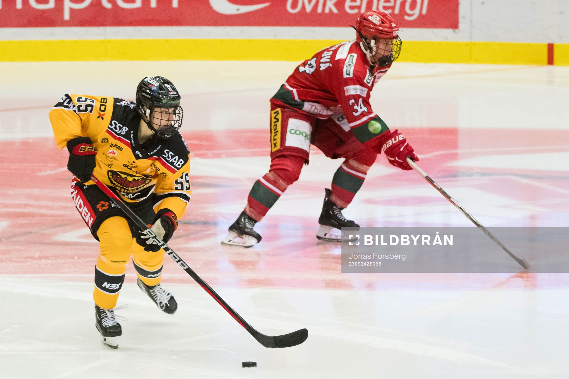 Luleås Daniela Pejsova och Modos Vendula Pribylova
