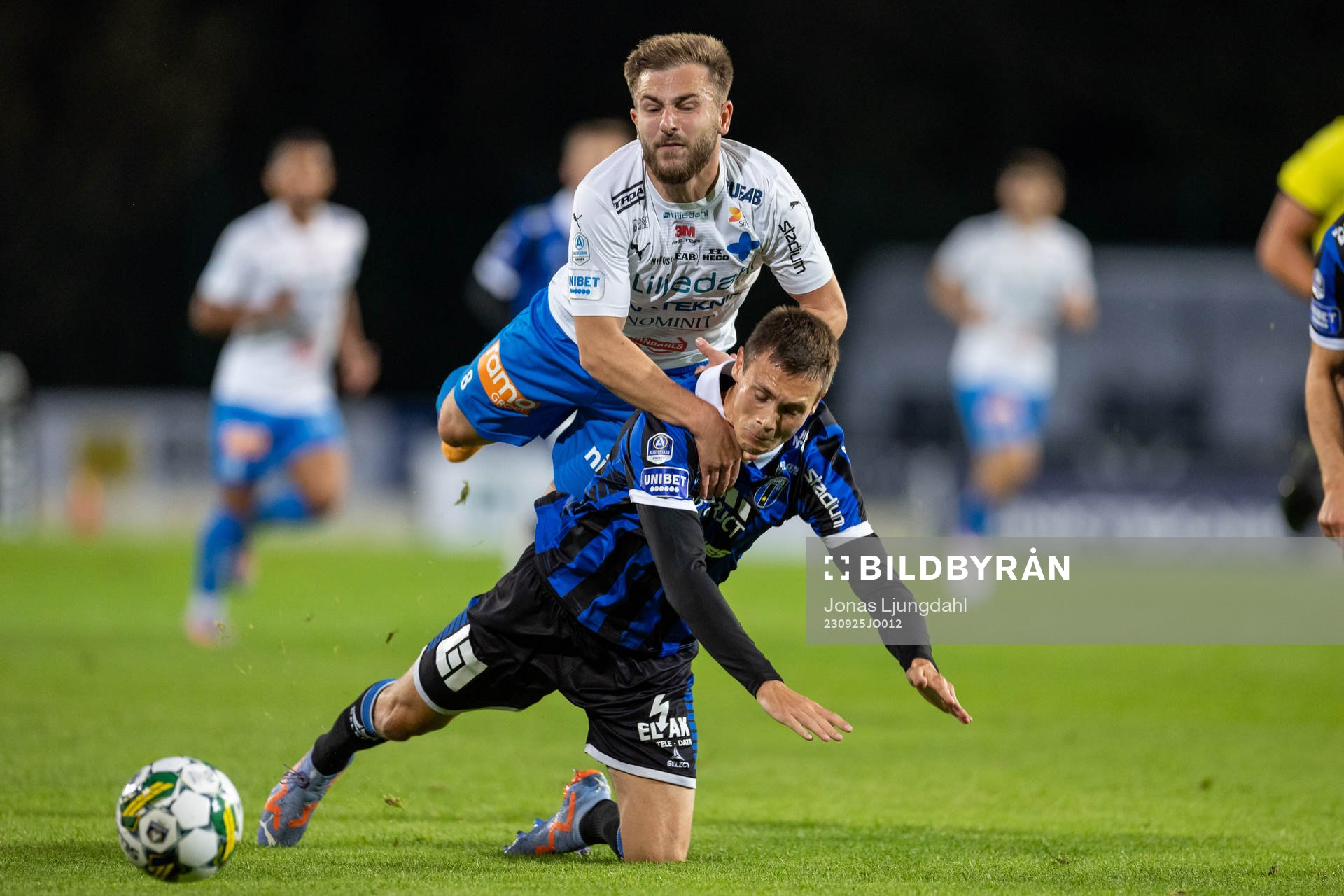 Värnamos Albion Ademi och Sirius Tobias Carlsson