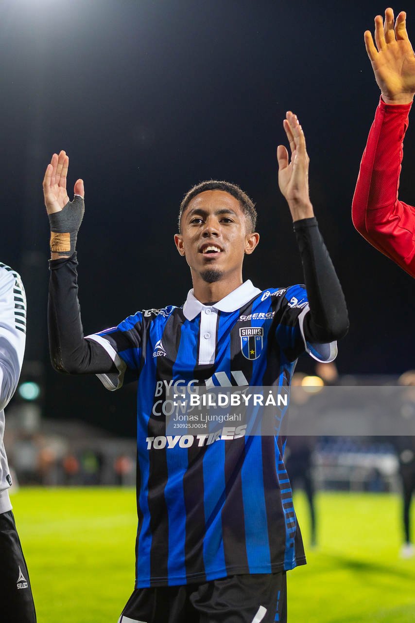 Sirius Tashreeq Matthews jublar
