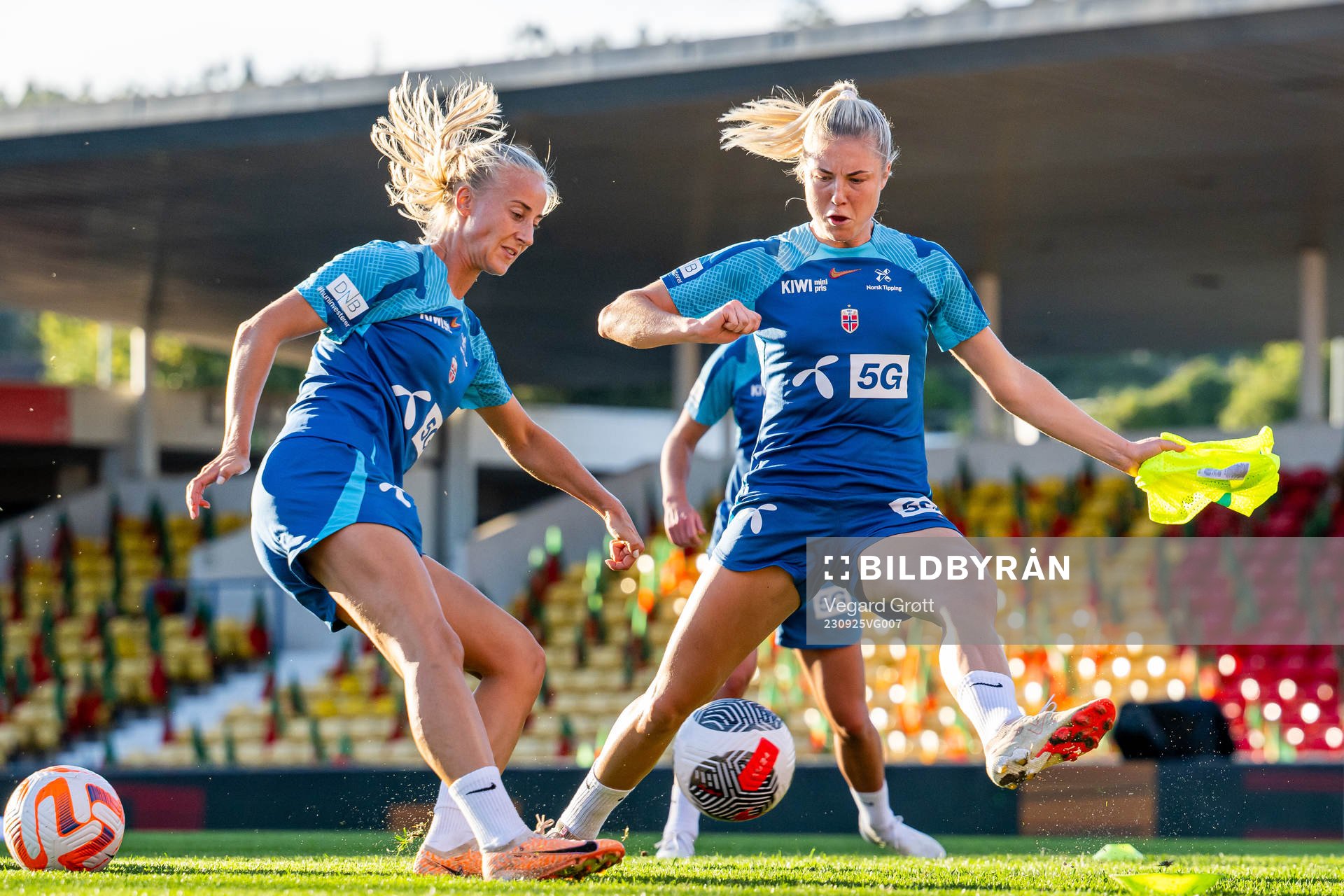 Anja Sønstevold and Sophie Román Haug of the Norwegian
