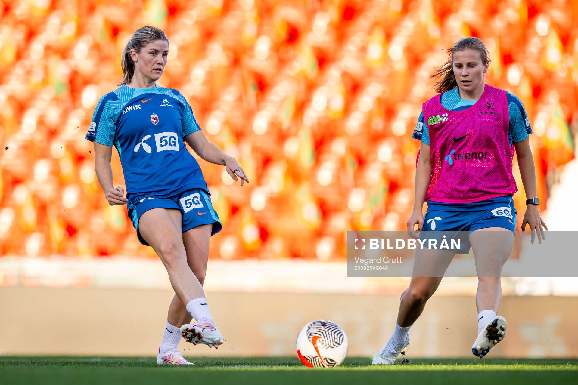 Maren Mjelde and Cesilie Andreassen of the Norwegian