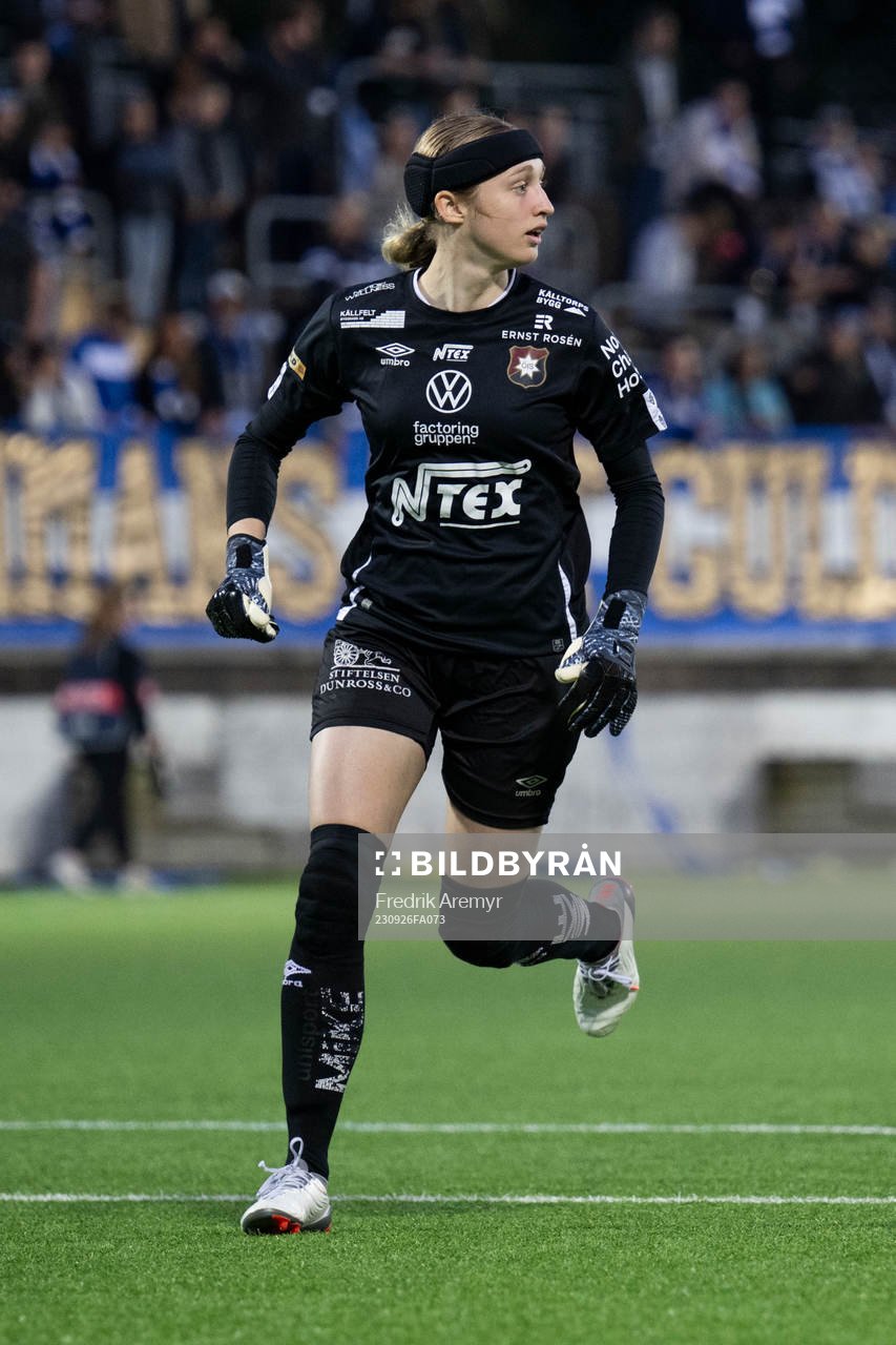 Örgrytes målvakt Clara Andersson