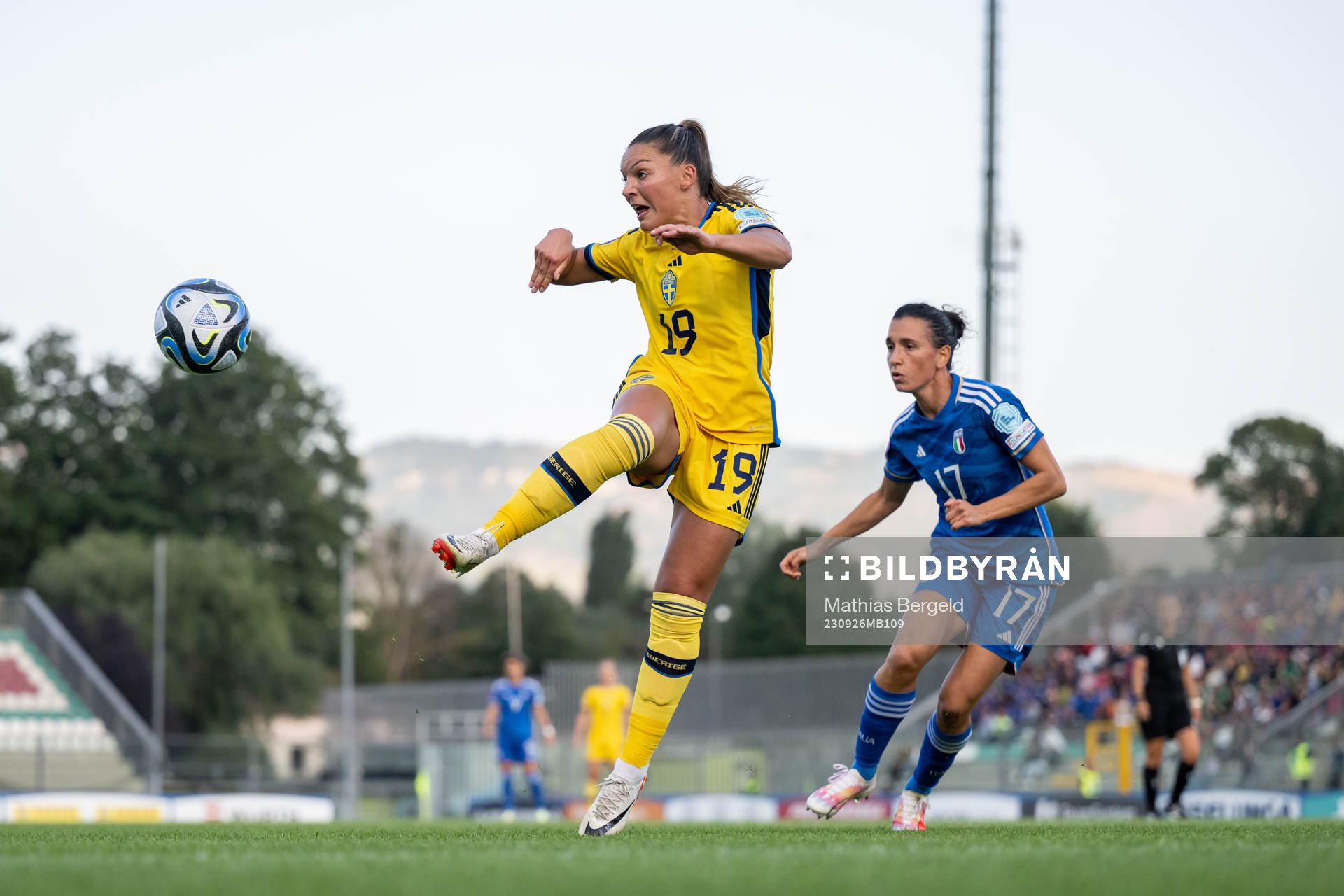 Johanna Rytting Kaneryd of Sweden and Lucia di Guglielmo of