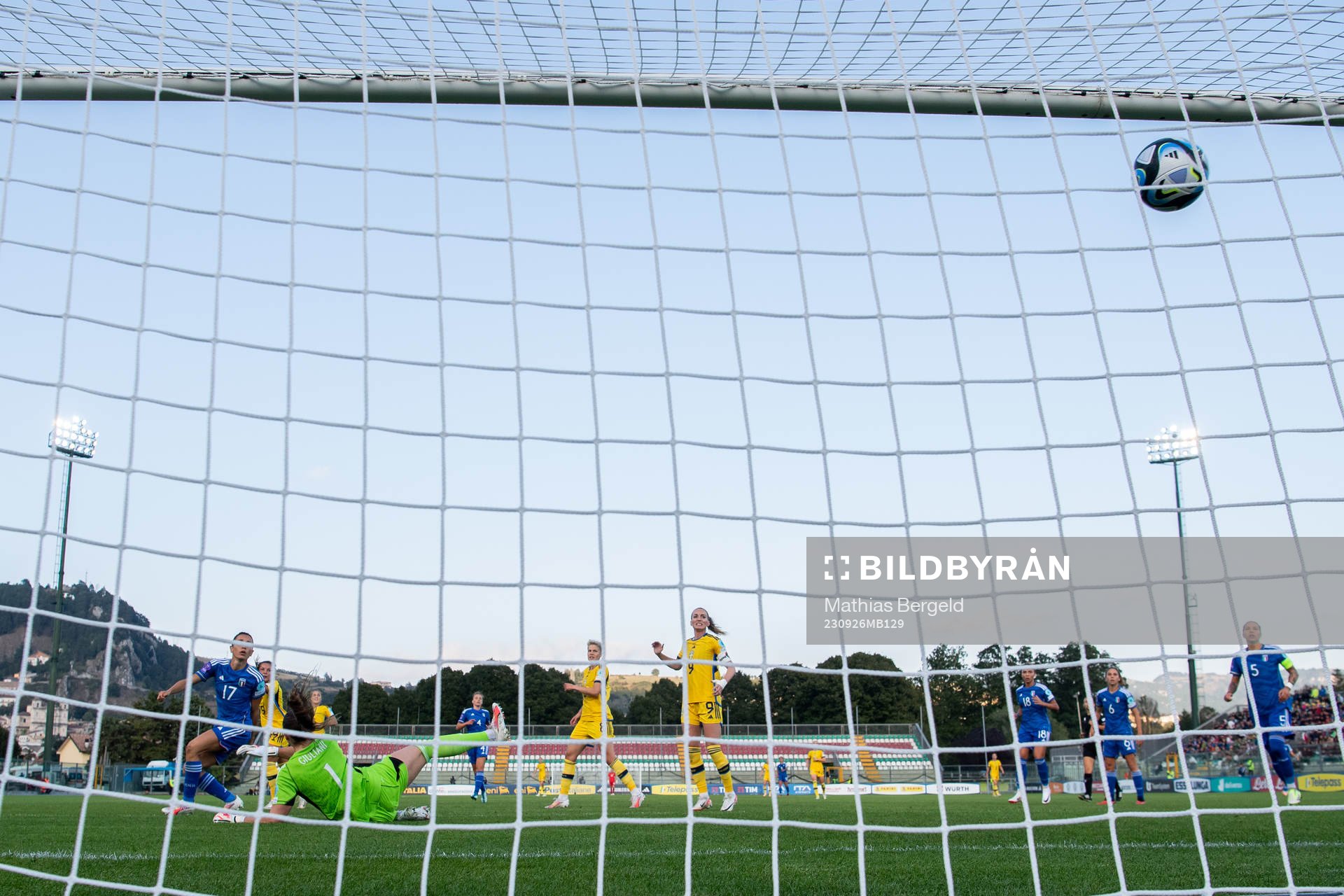 Johanna Rytting Kaneryd of Sweden scores 0-1