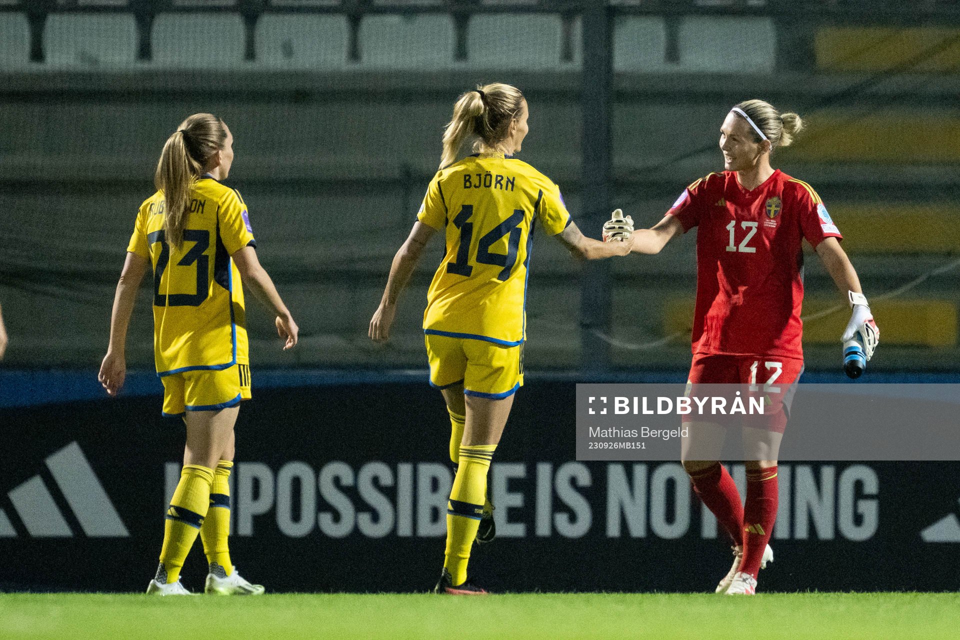Nathalie Björn and goalkeeper Jennifer Falk of Sweden celebrate after the UEFA Women's Nations League football match between Italy and Sweden on September 26, 2023 in Castel di Sangro. 