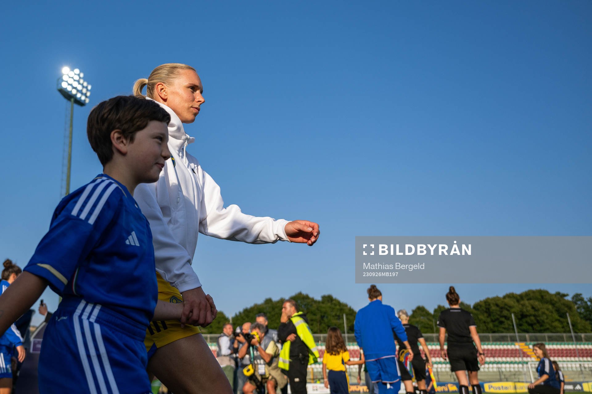 Jonna Andersson of Sweden enter the pitch ahead of the UEFA Women's Nations League football match between Italy and Sweden on September 26, 2023 in Castel di Sangro.