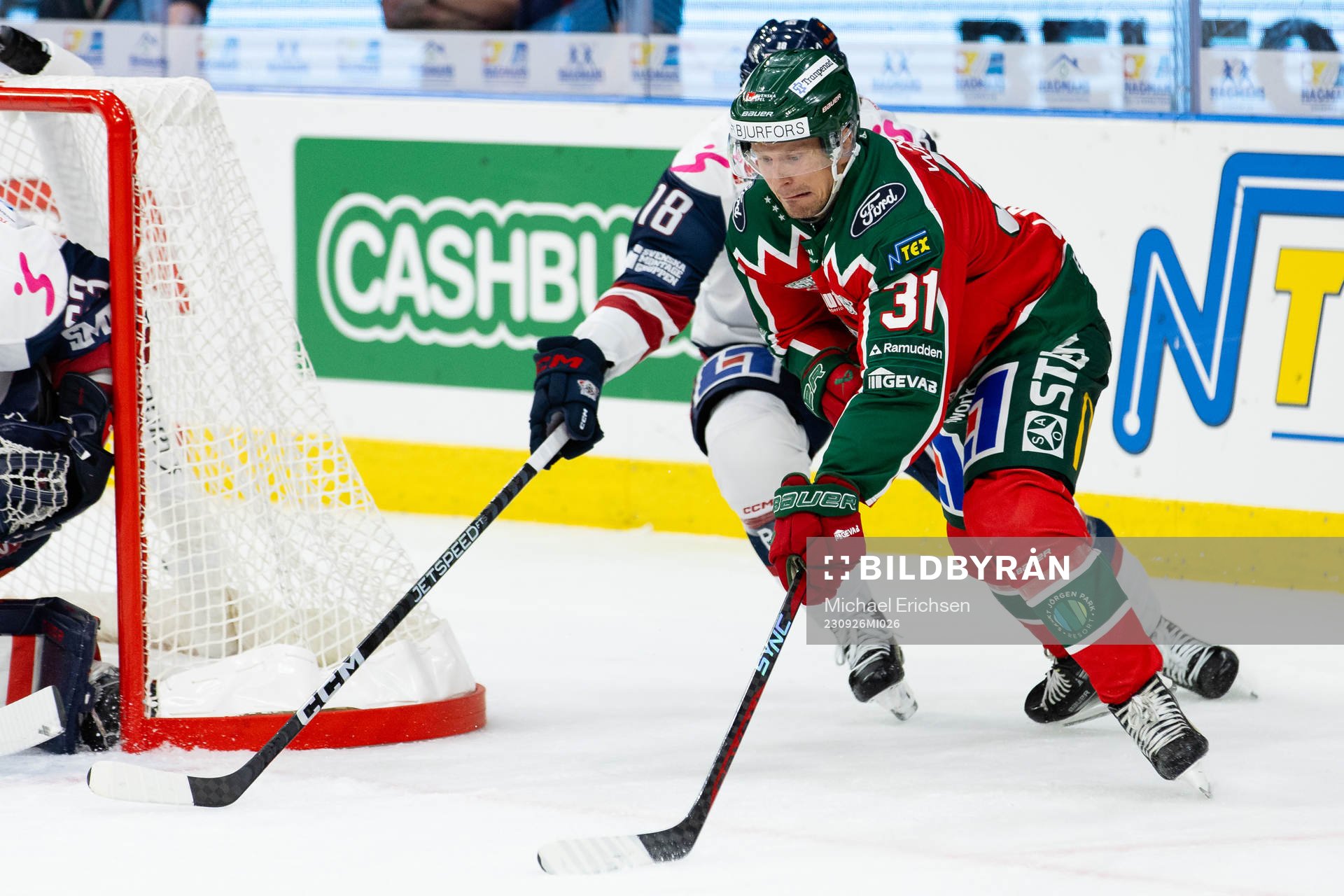 Frölundas Nicklas Lasu och Linköpings Remi Elie