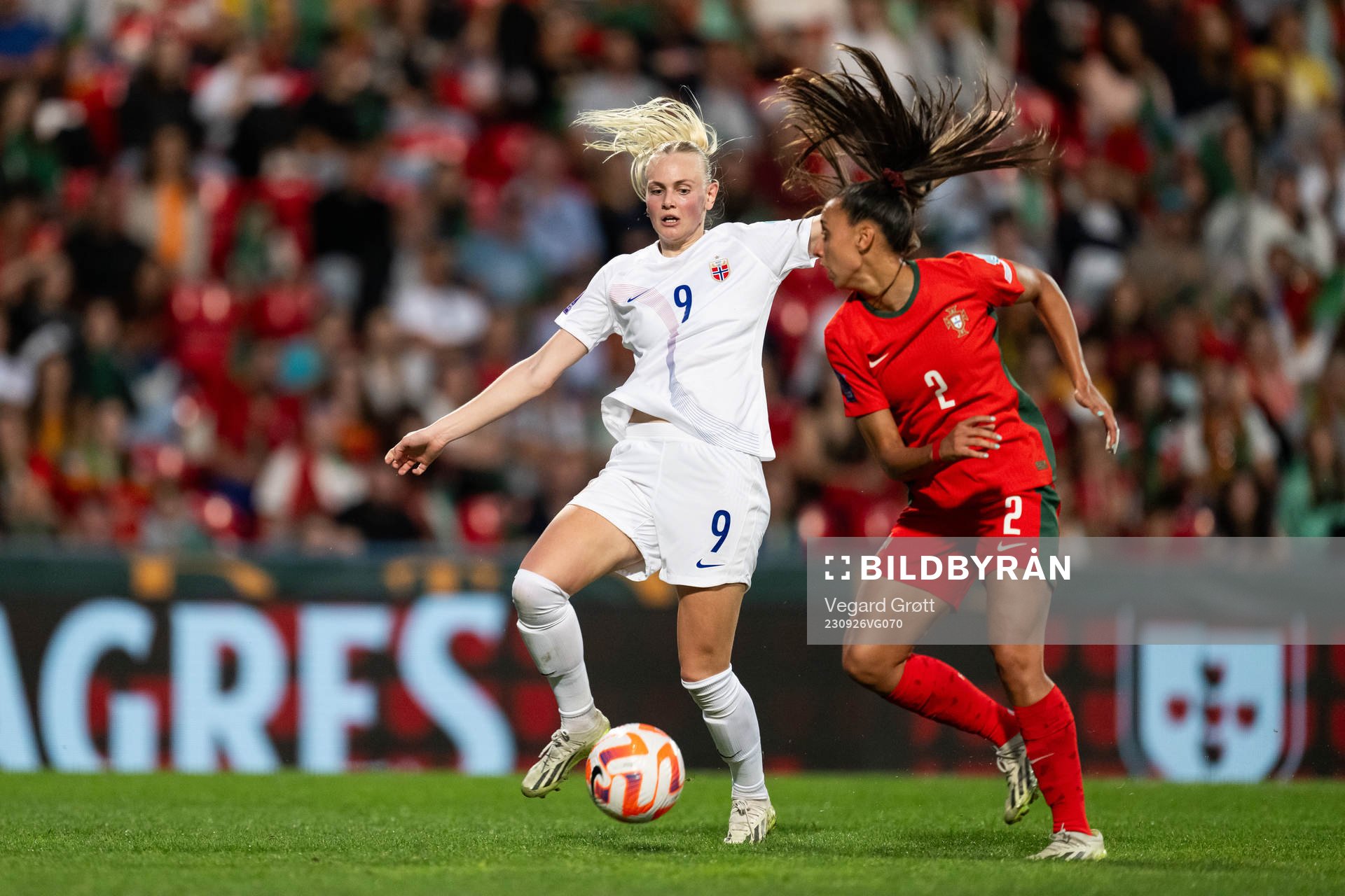 Karina Sævik of Norway and Catarina Amado of Portugal