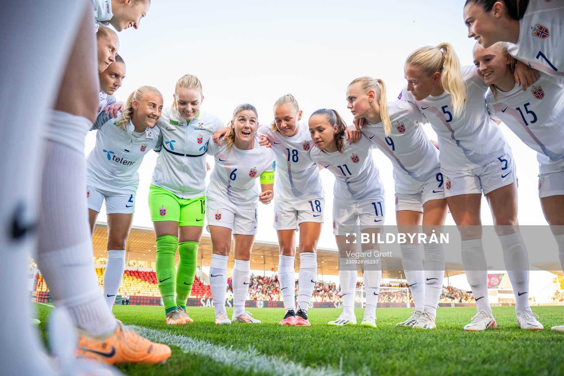 Anja Sønstevold, goalkeeper Guro Pettersen, Maren Mjelde,