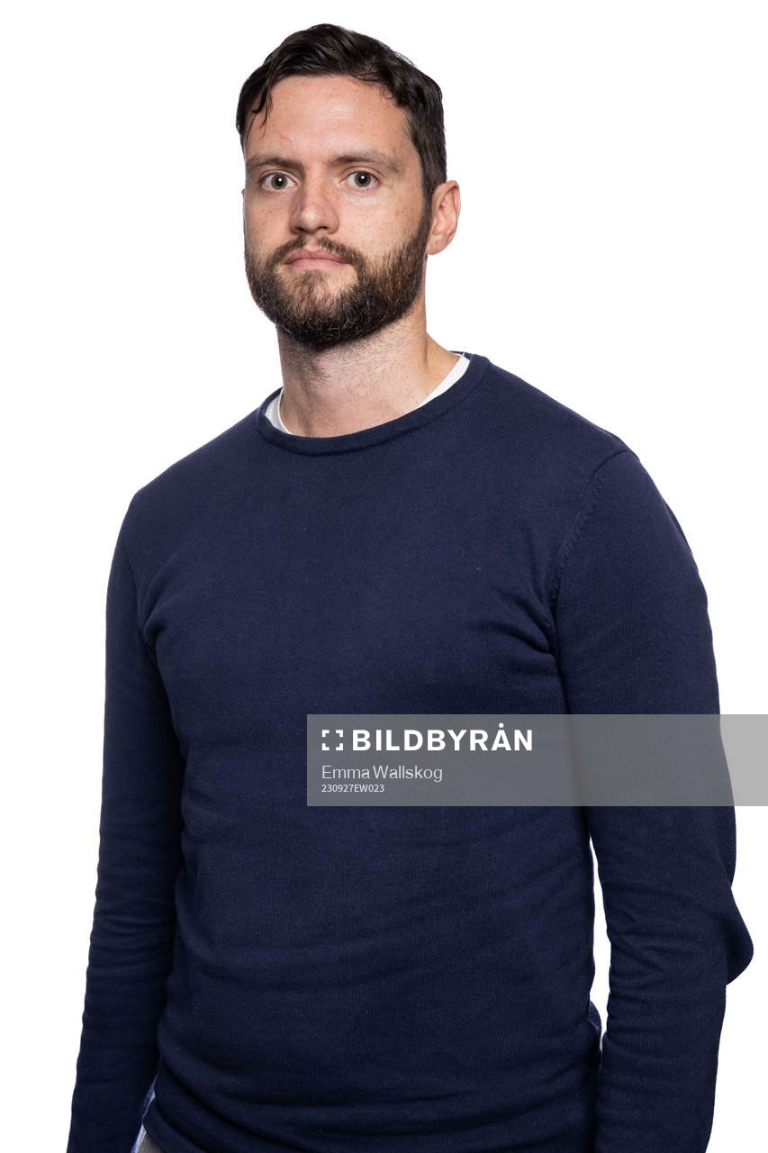  Ligakoordinator Simon Turesson poserar för porträtt under en fotografering med Föreningen Svensk Elitfotboll den 27 september 2023 i Stockholm. 