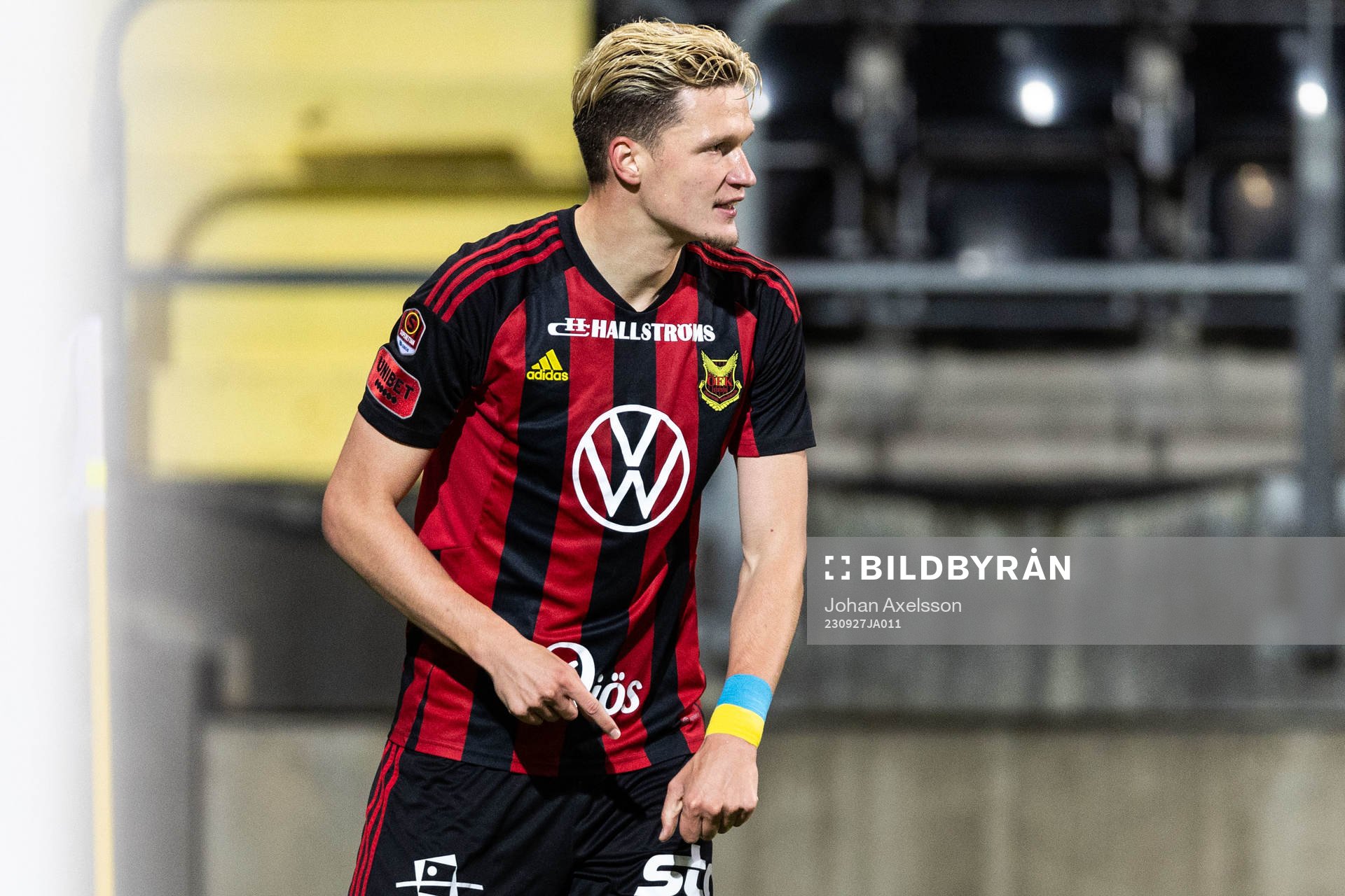 Östersunds Myroslav Mazur jublar