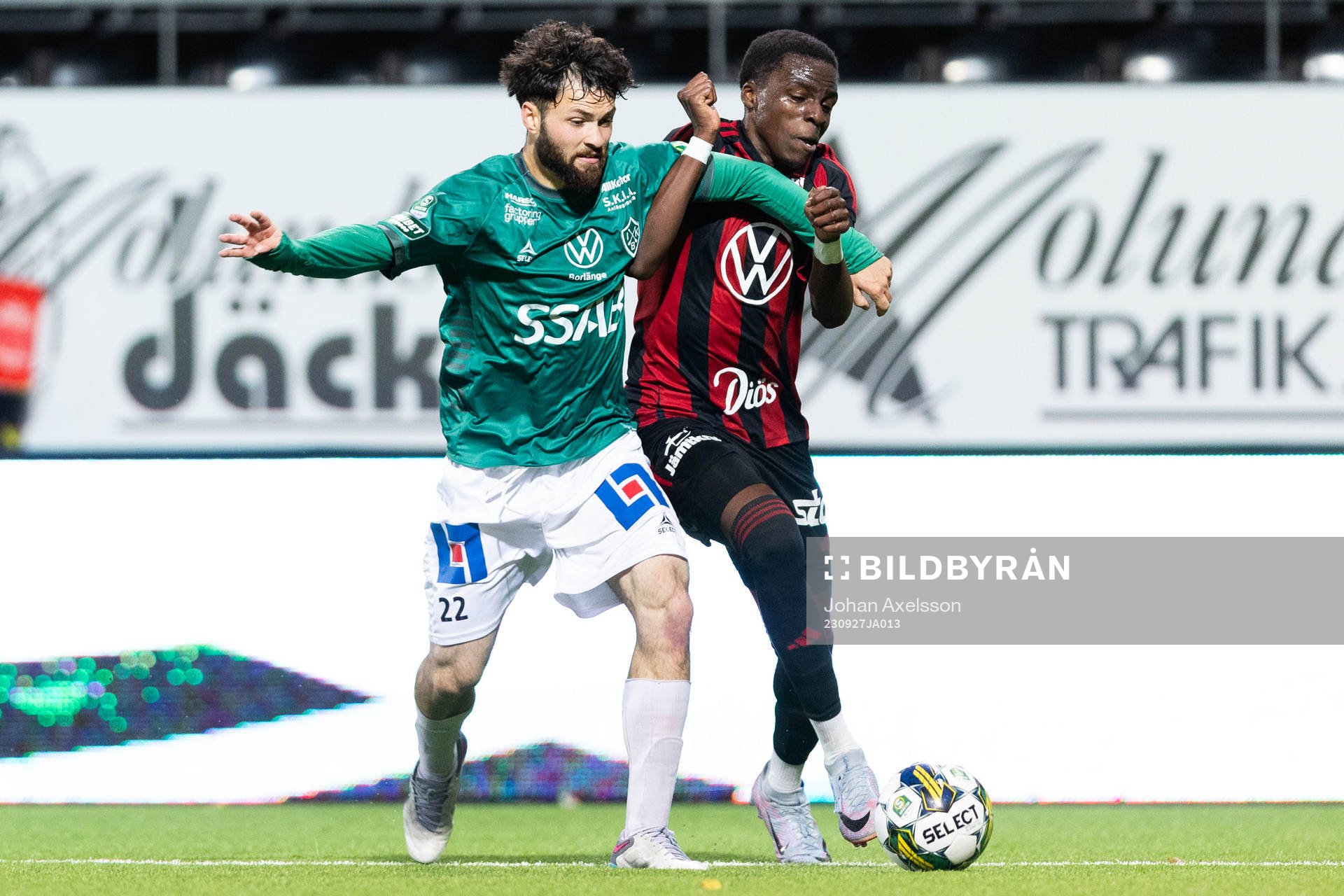 Brages Jonathan Syberg Tamimi och Östersunds Calvin Kabuye