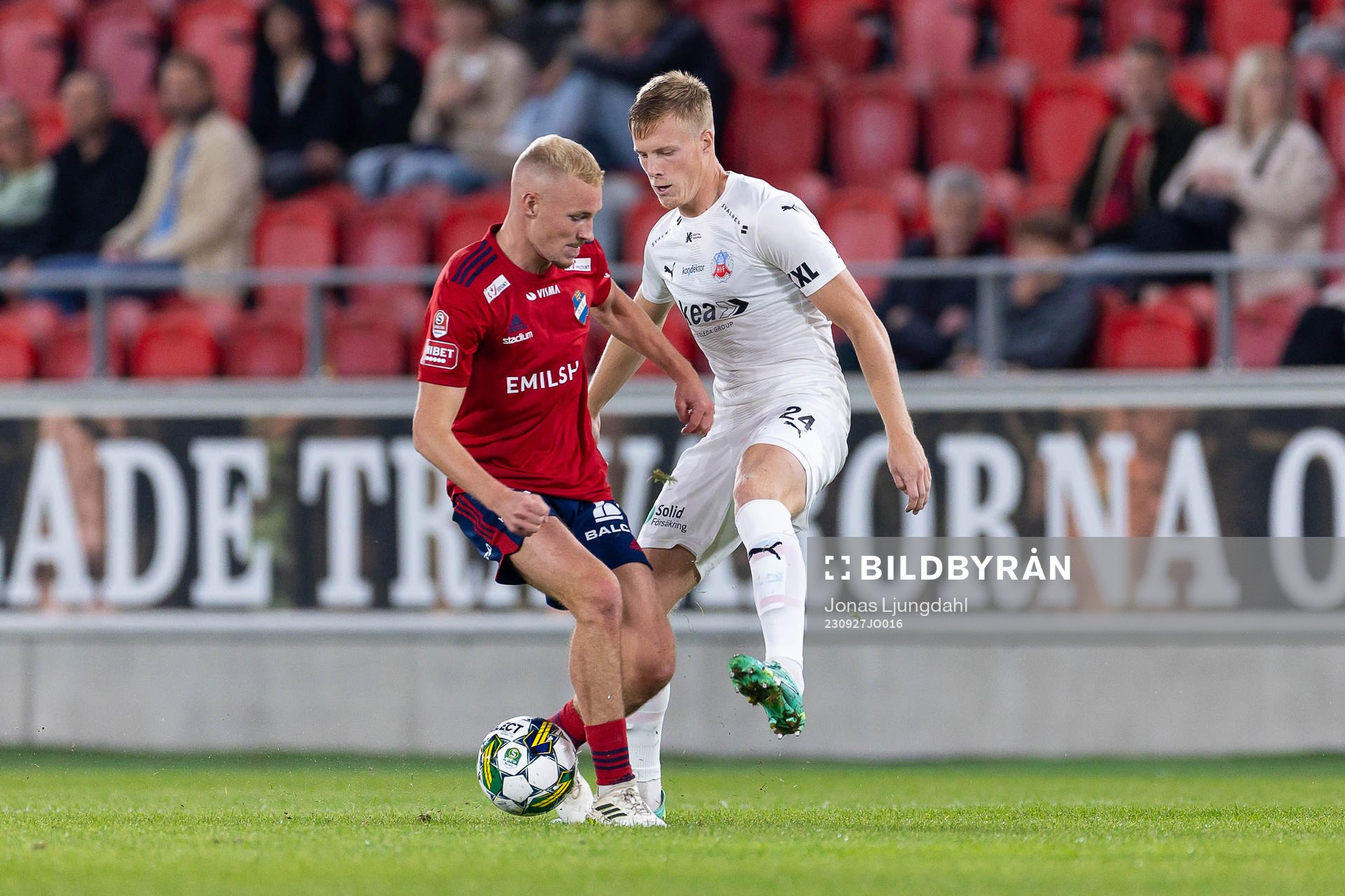 Östers Adam Bergmark Wiberg och Helsingborgs Emil Hellman