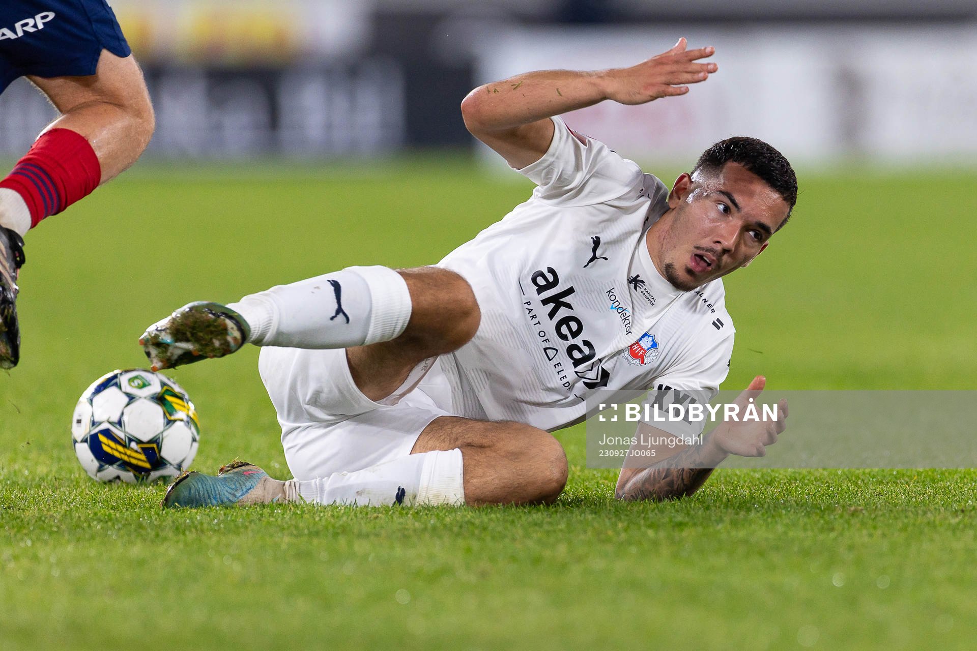 Helsingborgs Lucas Lima faller