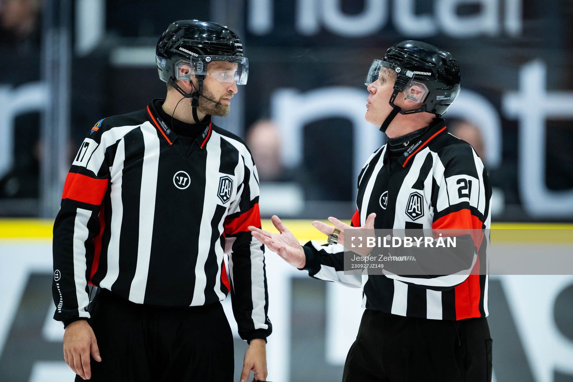 Domare Niklas Johansson och Anders Sandahl