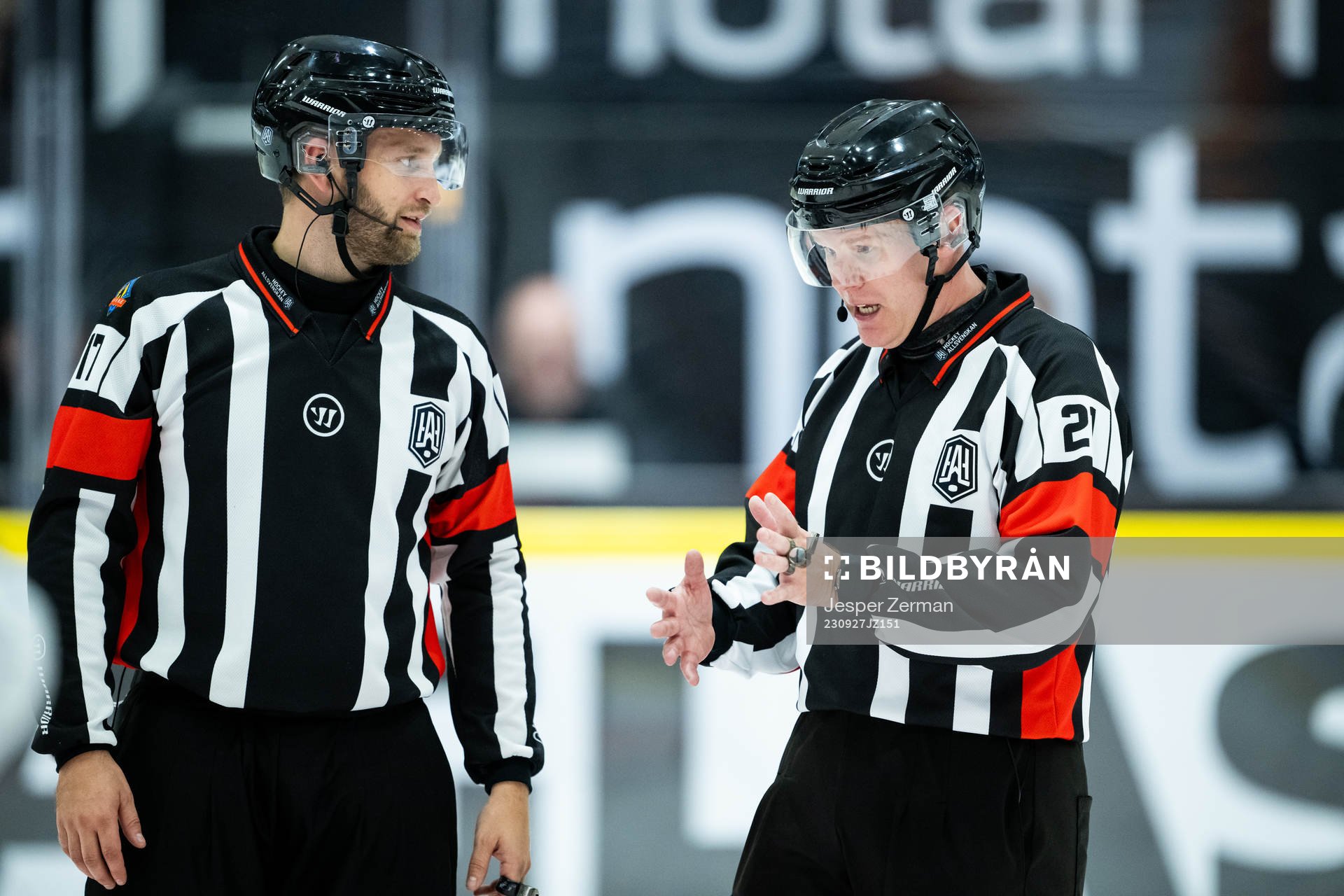 Domare Niklas Johansson och Anders Sandahl