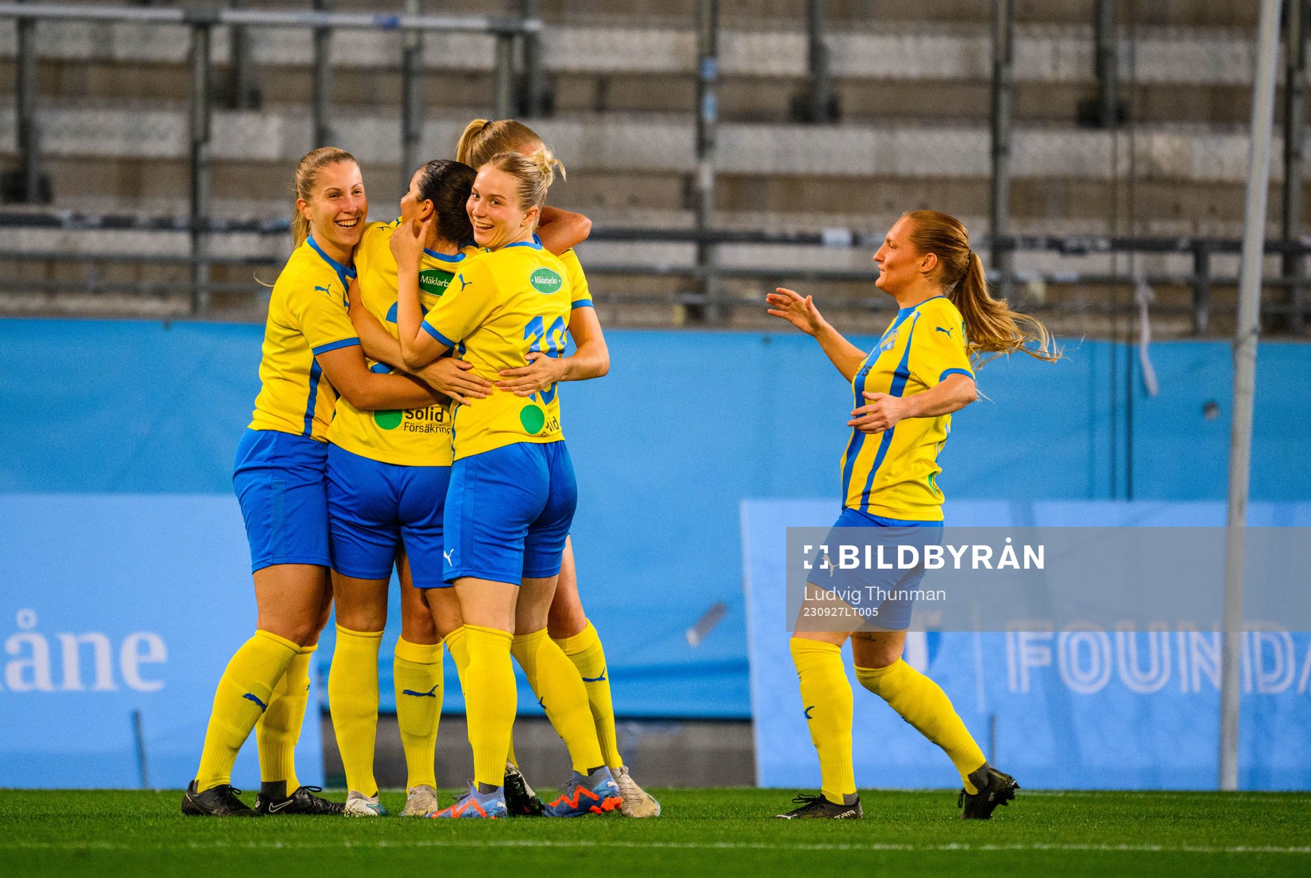 Eskilsminnes Ellen Loncar jublar efter 0-1 under finalen i DM Skåne mellan Malmö FF och Eskilsminne den 27 september 2023 i Malmö.
