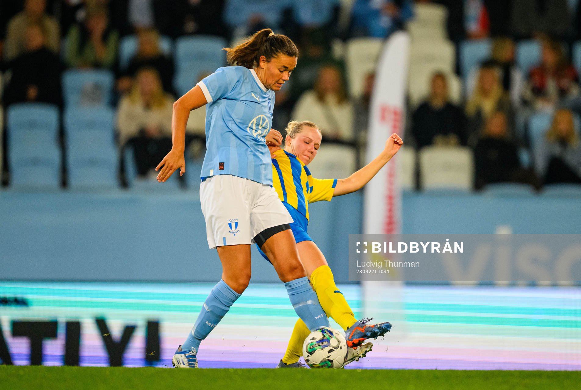 Malmö FFs Anna Welin och Eskilsminnes Lovisa Pigg