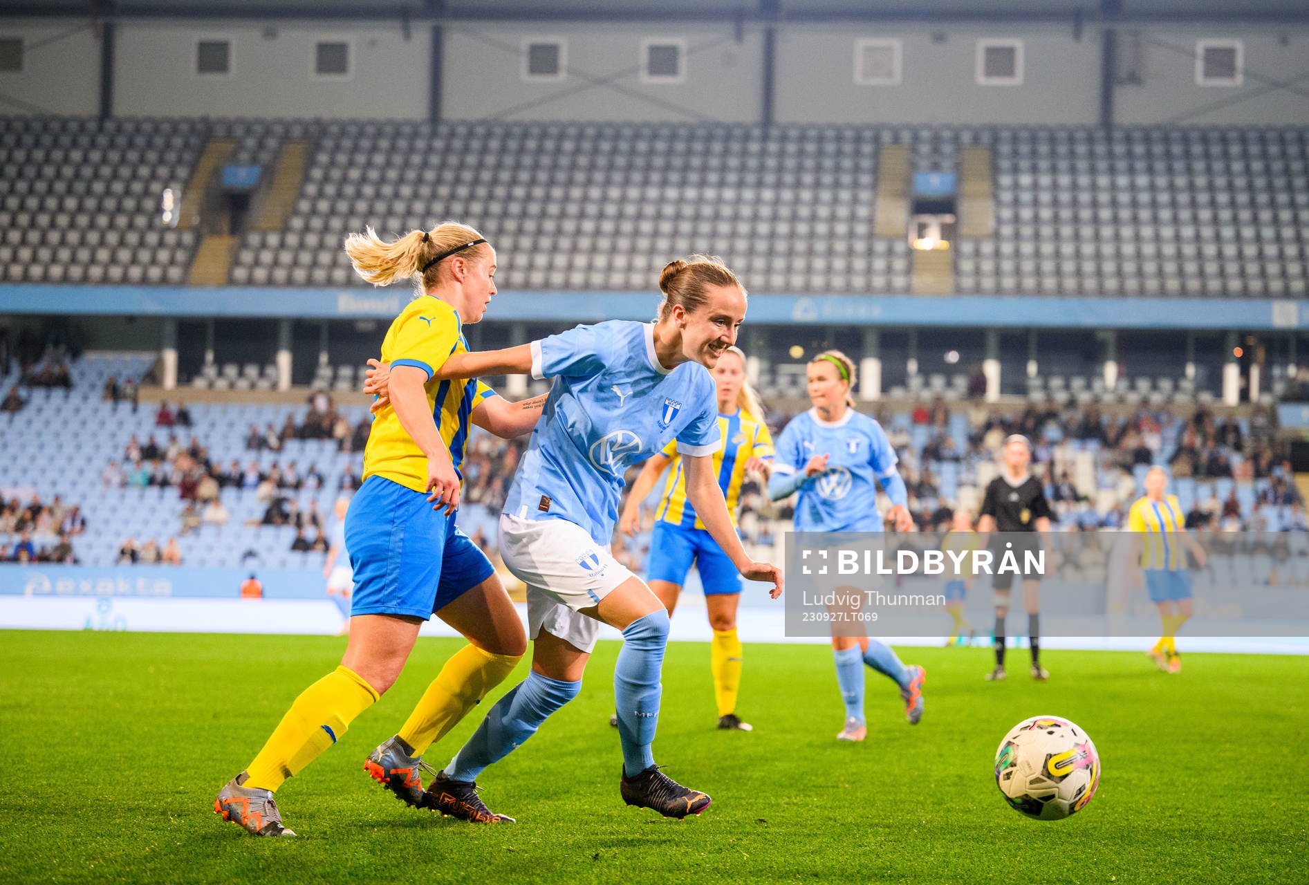 Malmö FFs Anna Plantin och Eskilsminnes Alva Hed