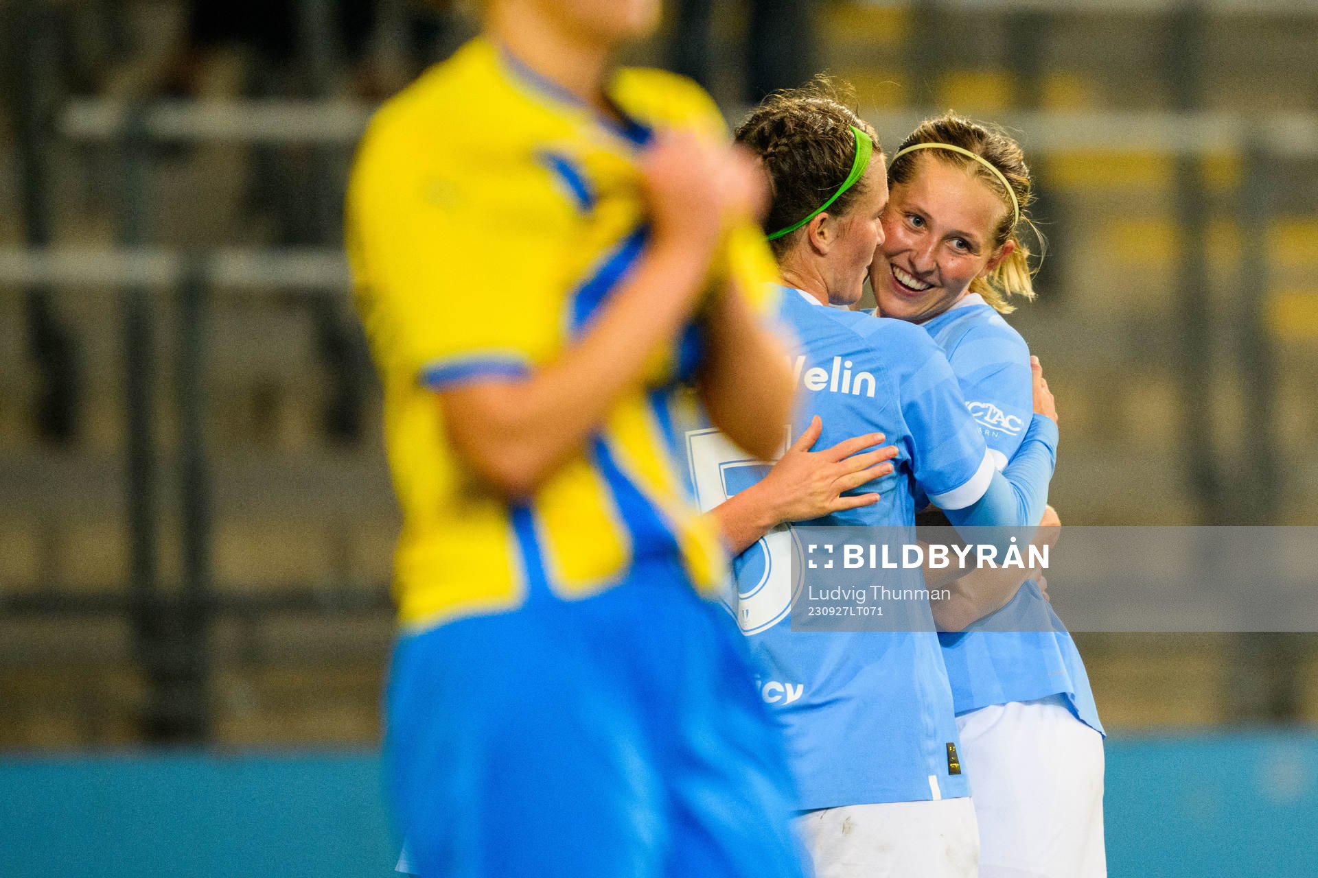 Malmö FFs Petronella Winblad jublar