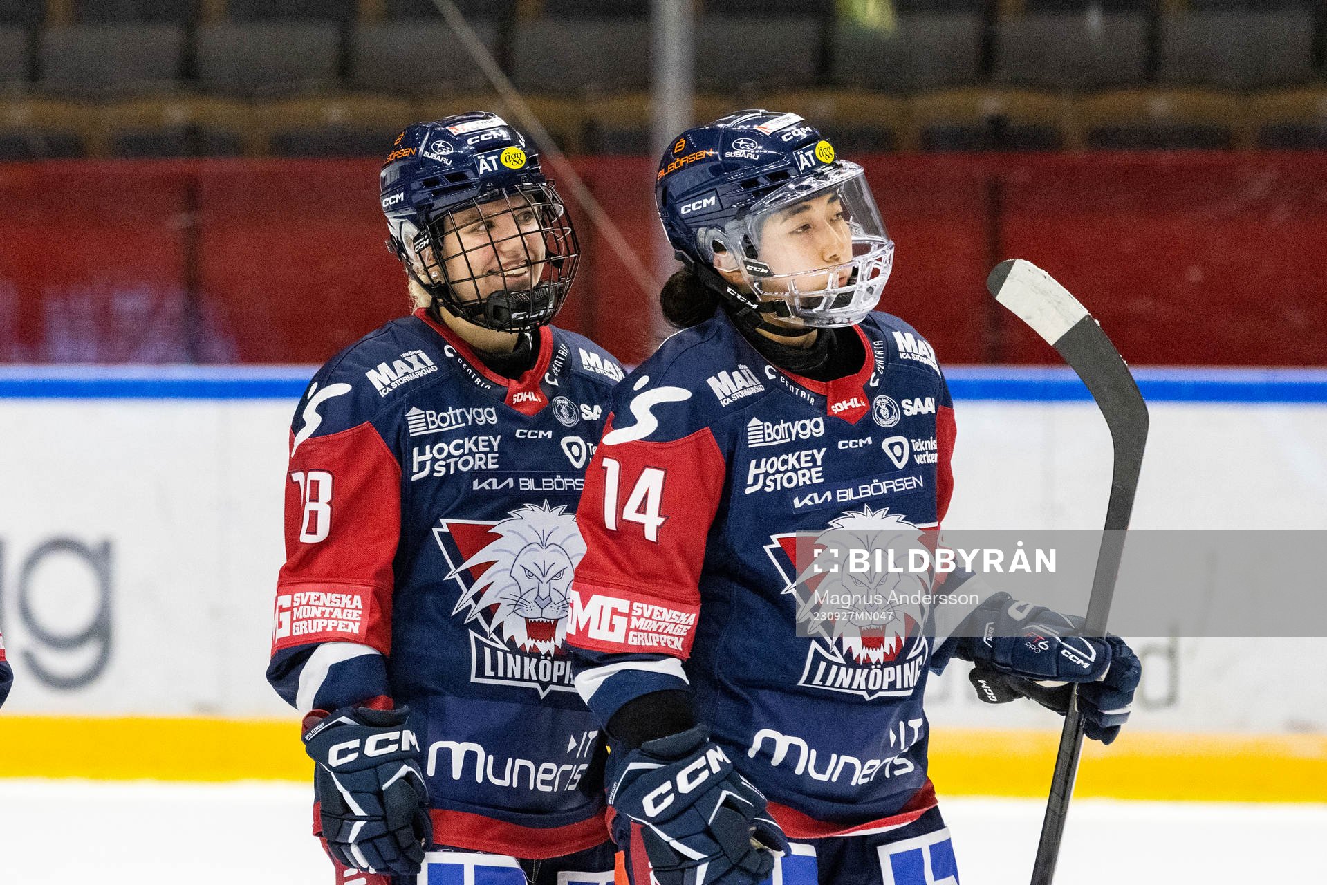 Linköpings Moa Gustafsson och Haruka Toko jublar