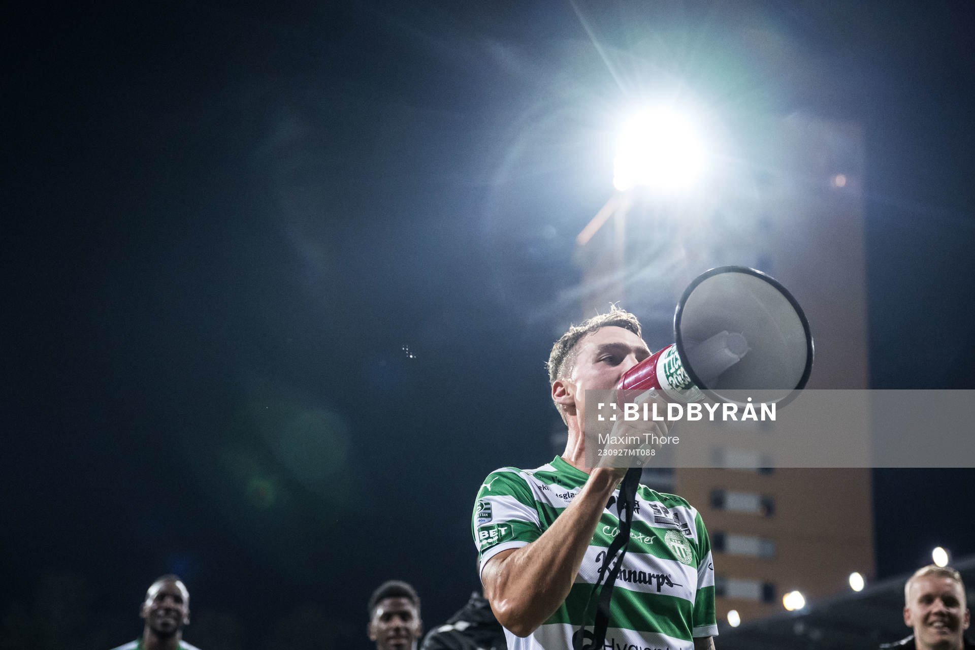 Västerås SKs Filip Tronet jublar